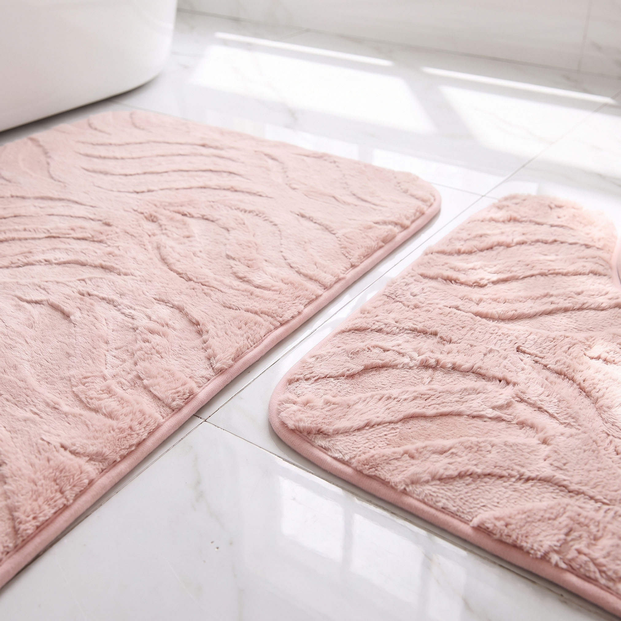 Textured 2-Piece Rabbit Fur Bath Mat Set-household-bathandlaundry-bathlinen-bathmatsandtubmats-image-4