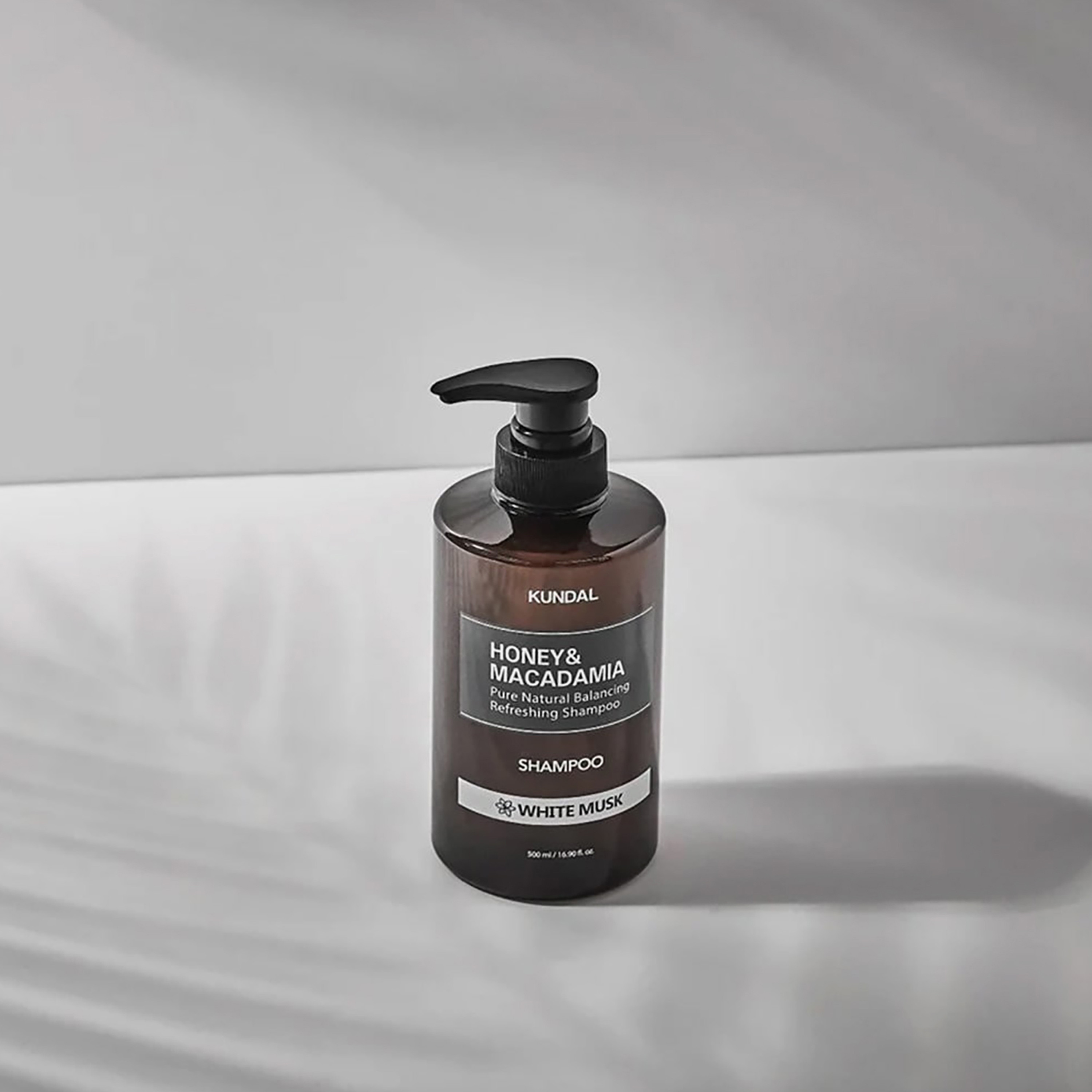 Kundal Honey & Macadamia White Musk Natural Shampoo 500Ml-beautyandpersonalcare-hair-haircare-shampoos-image-6