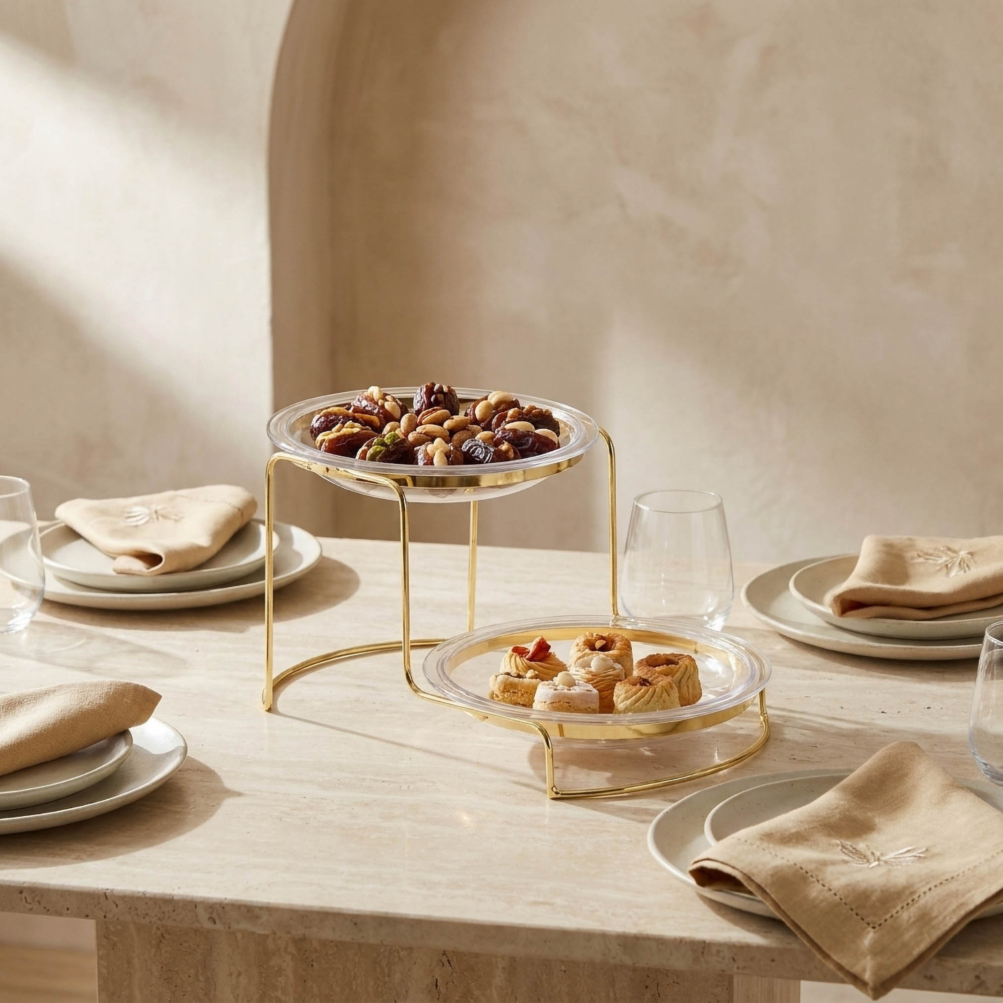 طقم صحون تقديم زجاج وحامل بطابقين قطعتين من لارا-household-dining-serveware-servingplatters-image-1