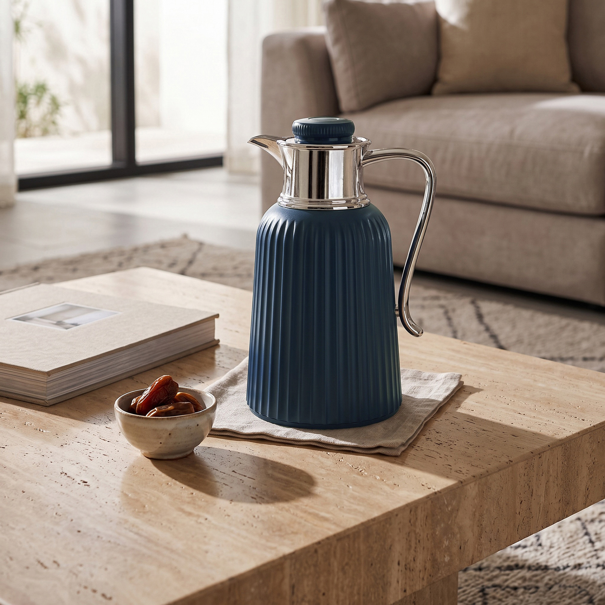 Nehma Vacuum Flask - 1L-household-dining-drinkserveware-jugsdecantersandcarafes-image-1