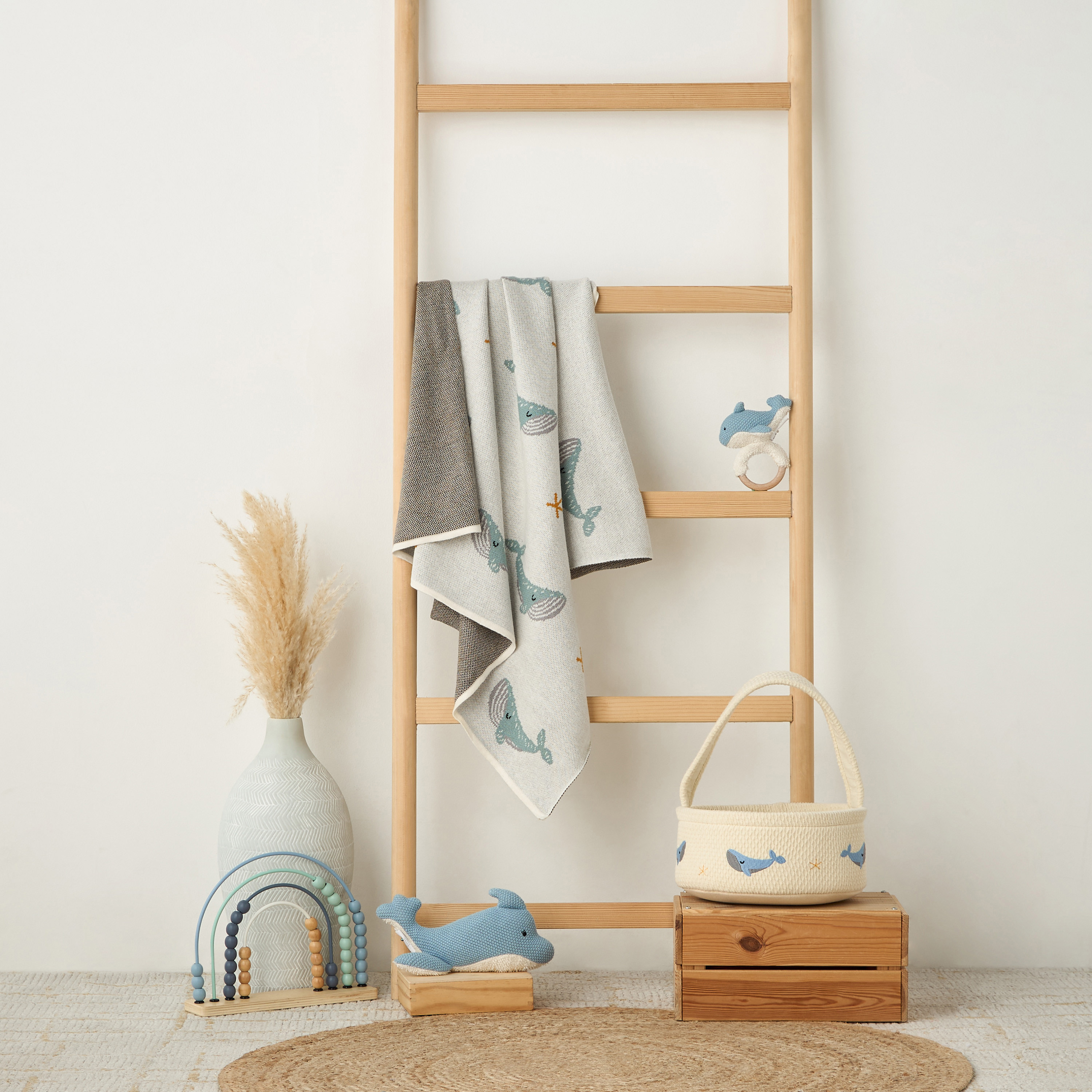 طقم بطانيات لحديثي الولادة بطبعات الحوت من 4 قطع - 80x100 سم-baby-nursery-blanketsandswaddles-receivingblankets-image-8