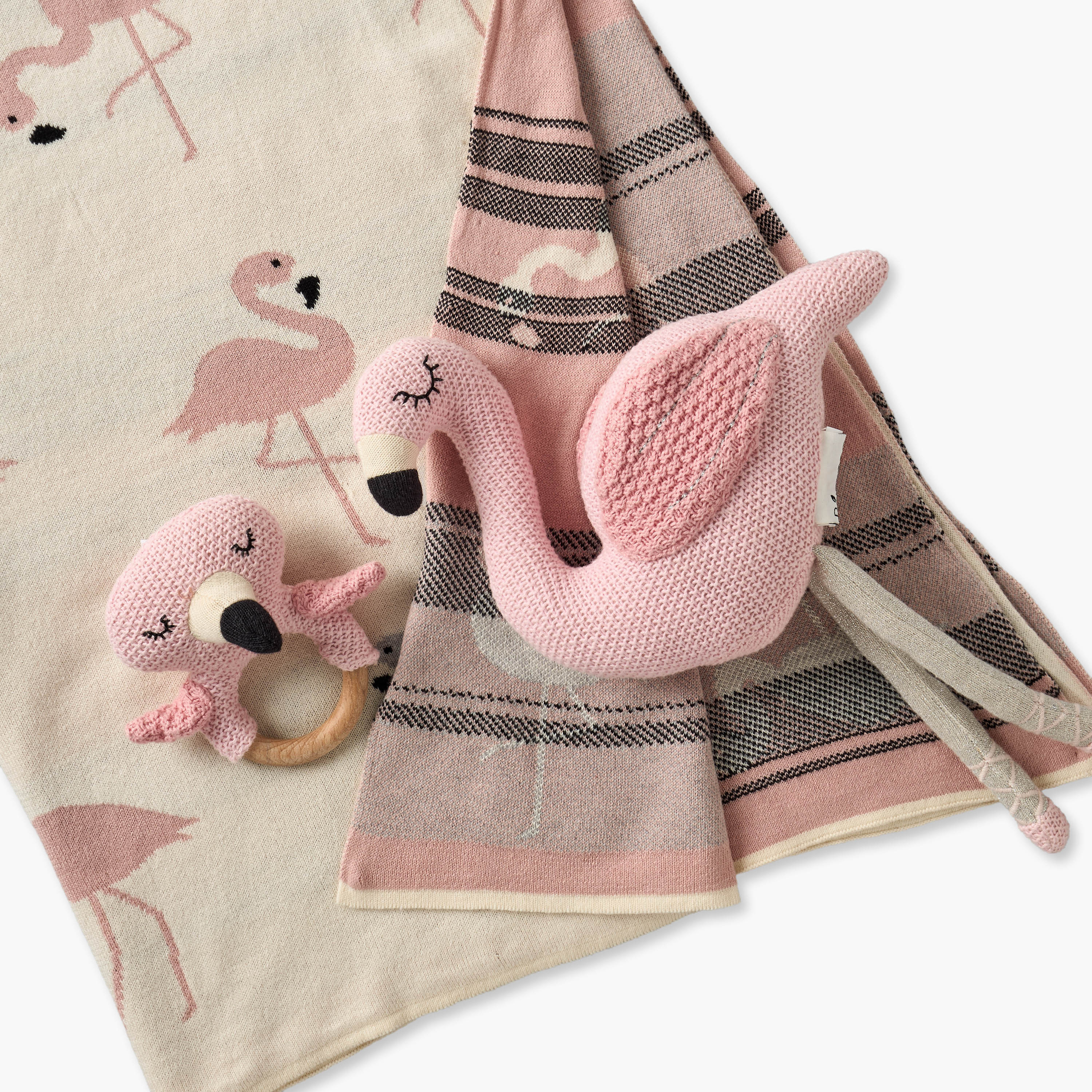 طقم هدايا بطانية لحديثي الولادة بتصميم فلامنجو 4 قطع - 80×100 سم-baby-nursery-blanketsandswaddles-receivingblankets-image-5