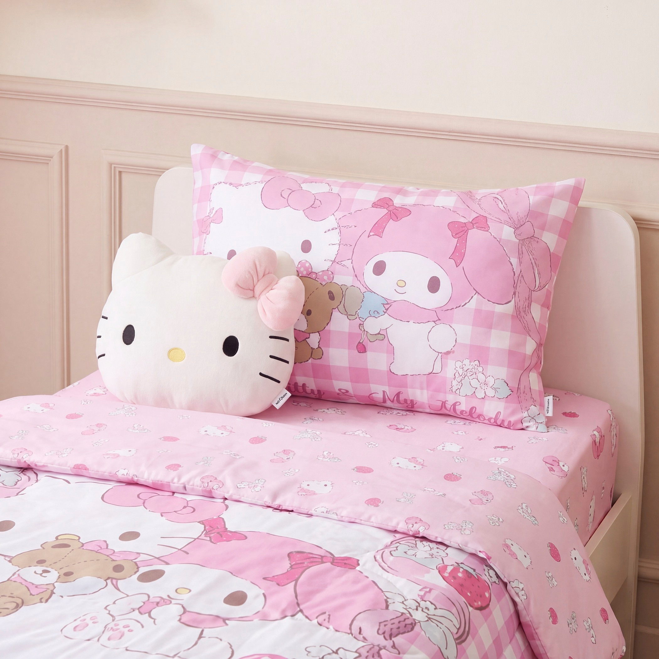 Sanrio Hello Kitty Print 4-Piece Microfiber Bedding Set-baby-nursery-babybedding-image-4