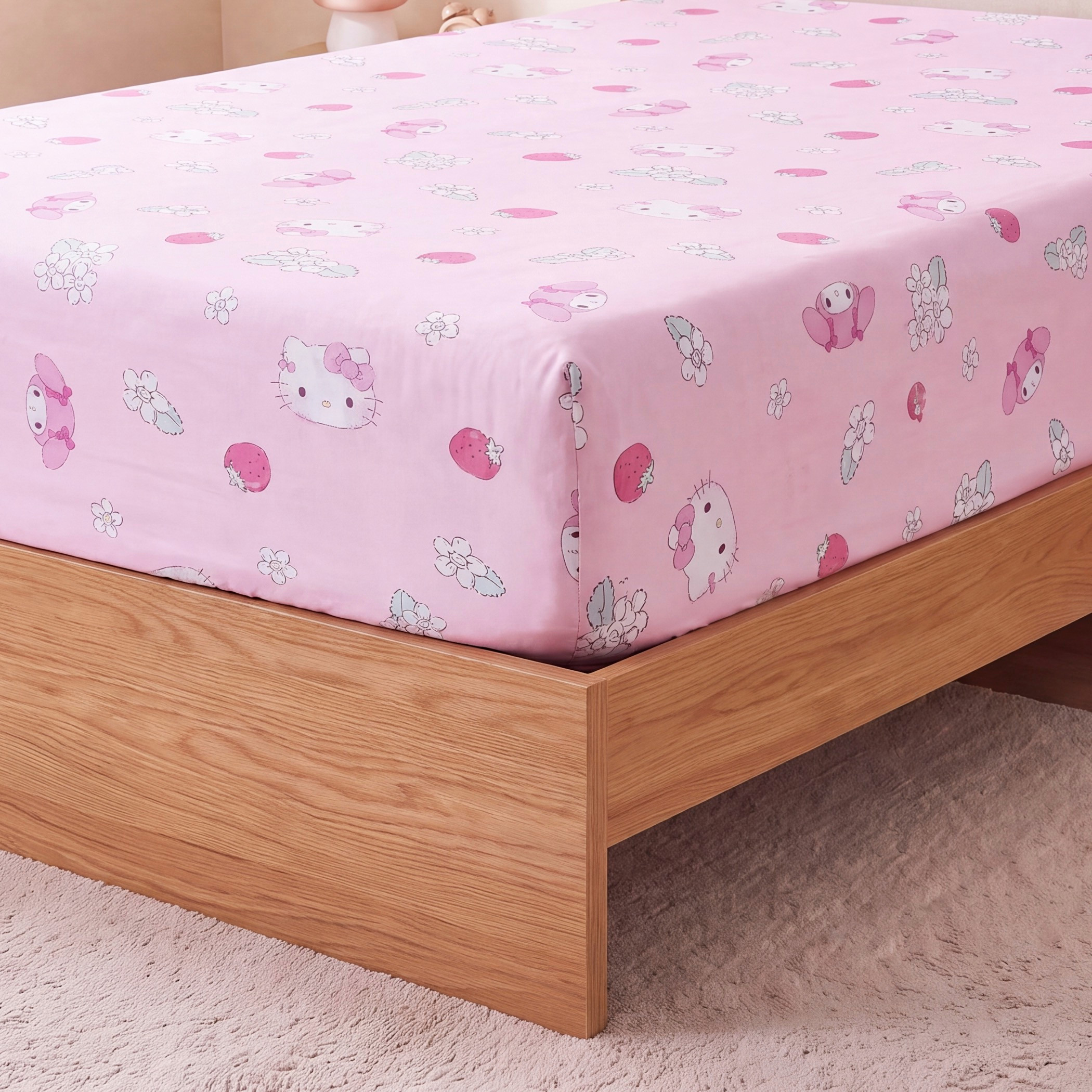 طقم مفروشات سرير من المايكروفايبر بطبعة هيلو كيتي من سانريو - 4 قطع-baby-nursery-babybedding-image-3