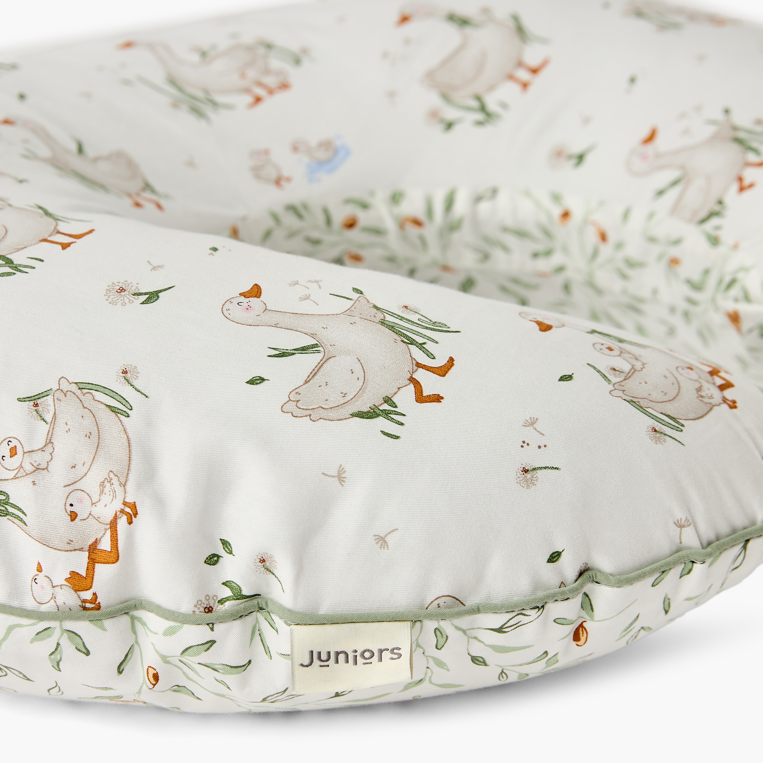 وسادة رضاعة قطن بطبعات من جونيورز-baby-nursery-babybedding-image-5