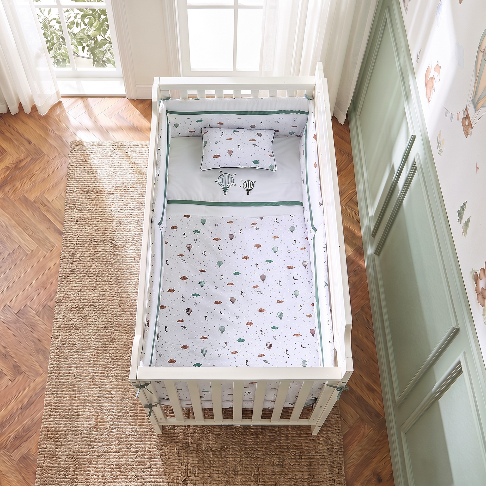 طقم مفروشات سرير قطن من 4 قطع بطبعات بالونات الهواء الساخن من جونيورز-baby-nursery-babybedding-image-4