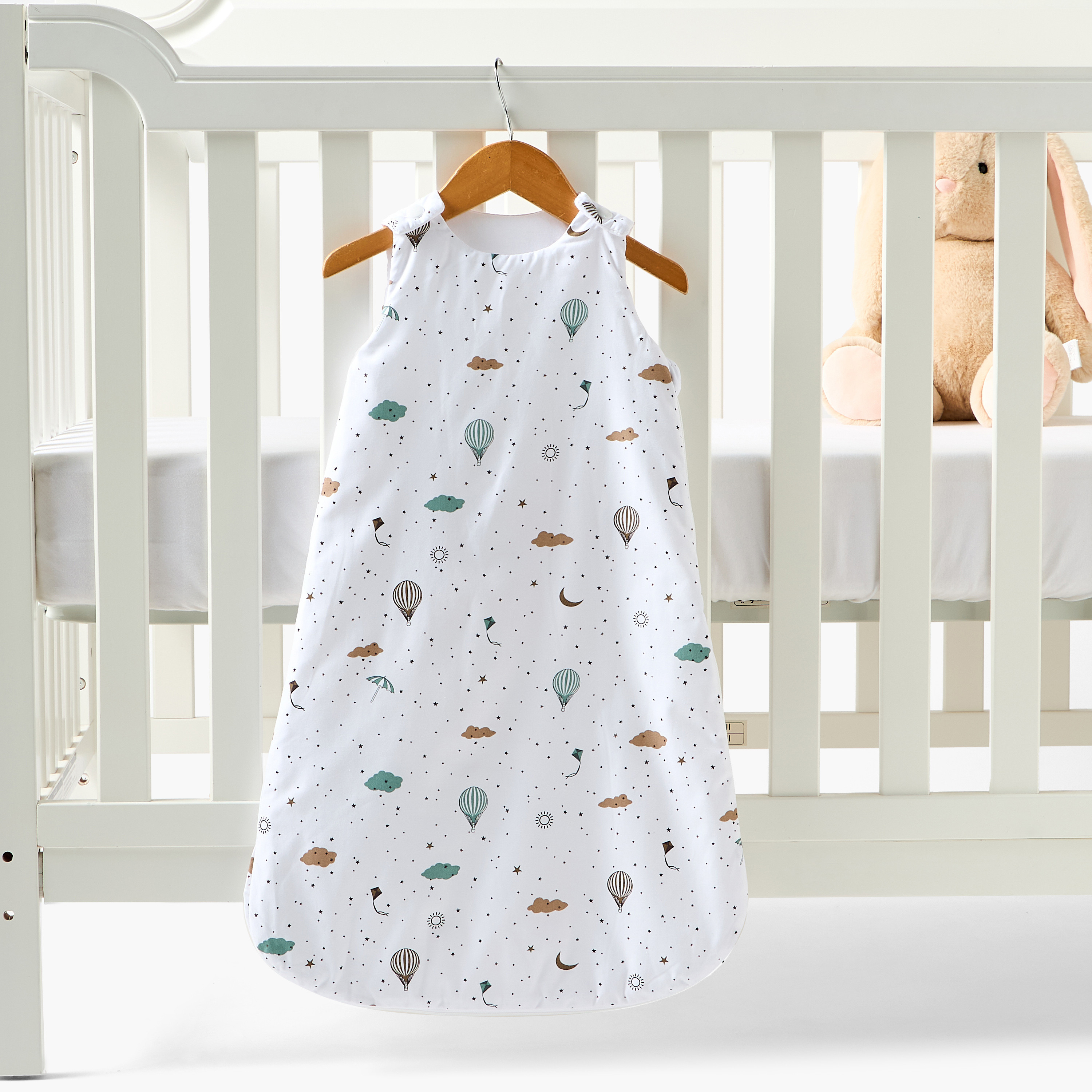 شنطة نوم قطن بطبعات منطاد من جونيورز - 48x90 سم-baby-nursery-blanketsandswaddles-swaddlesandsleepingbags-image-1