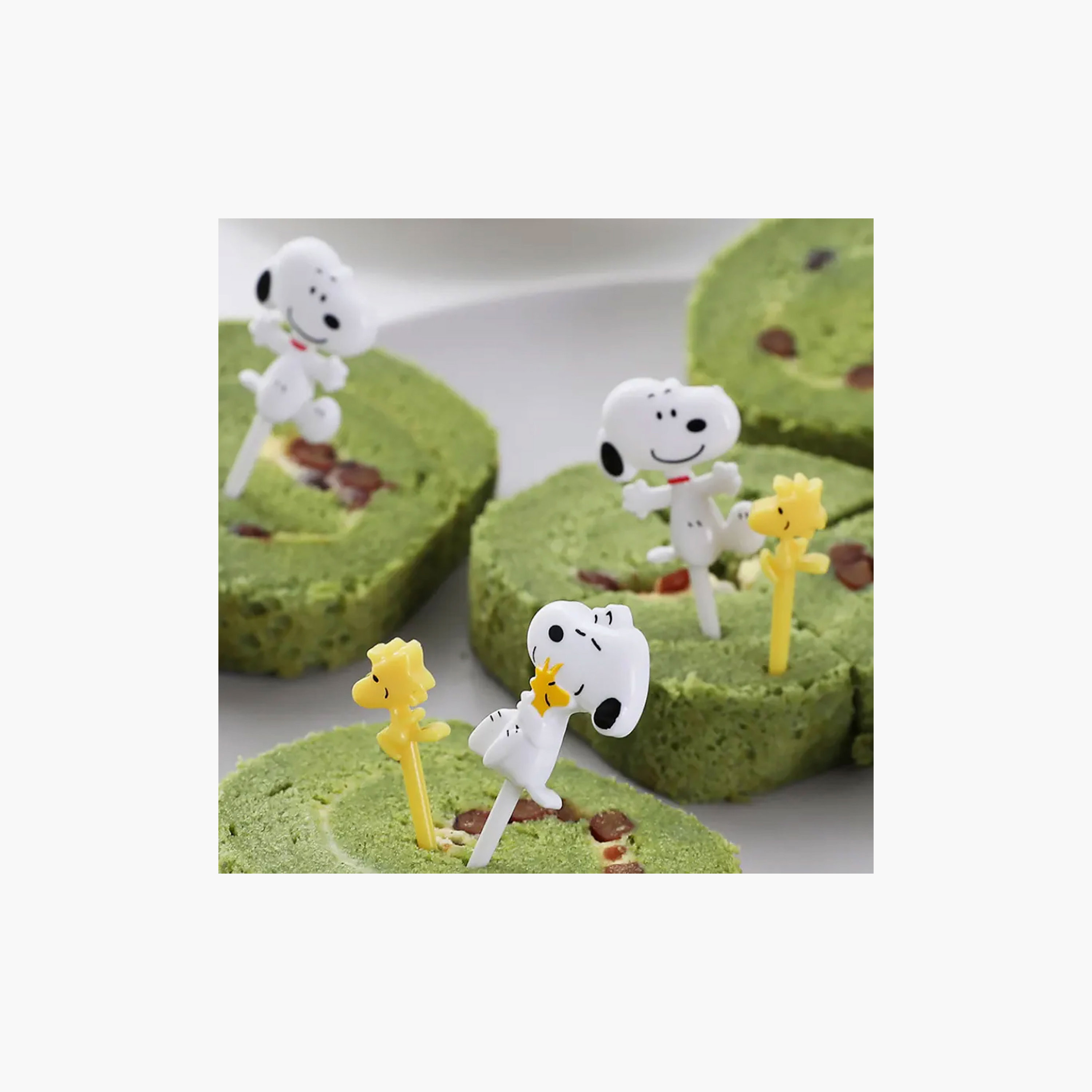 Snack Attack 8-Piece Reusable Snoopy & Woodstock Food Pickers-baby-feeding-mealtimeessentials-image-6