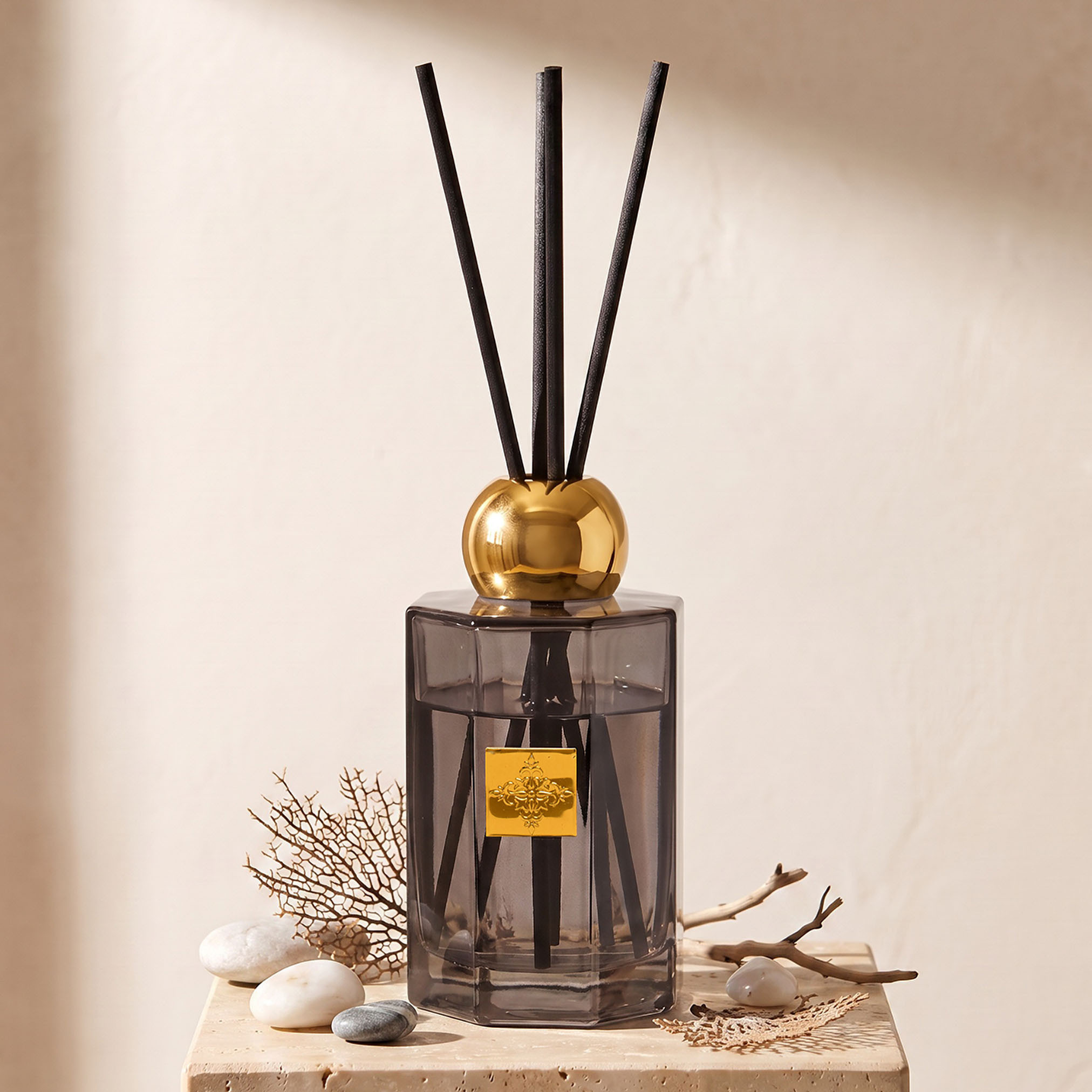 Luxe Essence Aural Sea Reed Diffuser - 150 ml-household-homefragrance-reeddiffusers-image-2