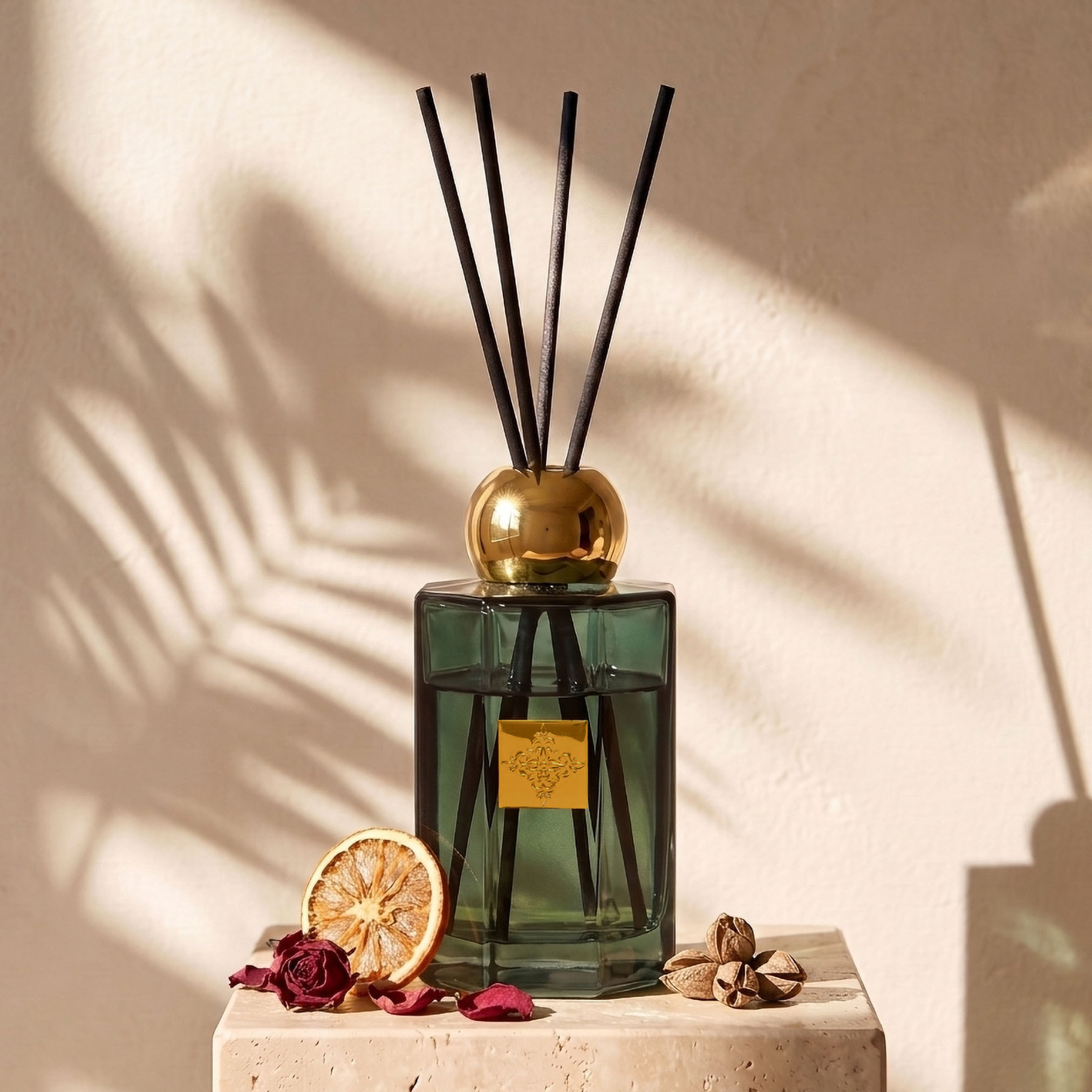 موزع عطور بالأعواد بلوم روج من لوكس إسنس - 150 مل-household-homefragrance-reeddiffusers-image-2