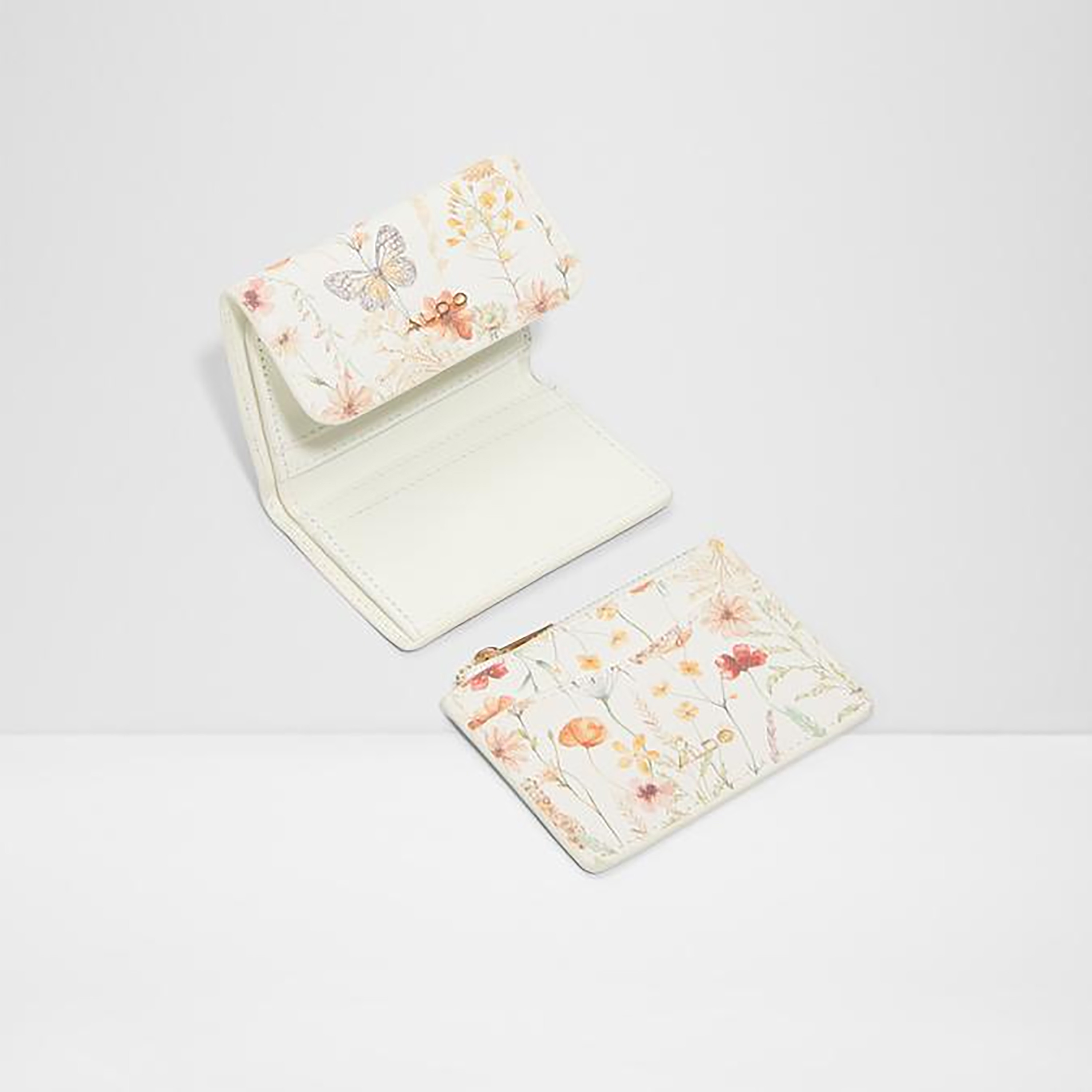 محفظة ألدو رييلا بنقشة زهور وإغلاق بسحاب-women-bagsandwallets-wallets-image-2