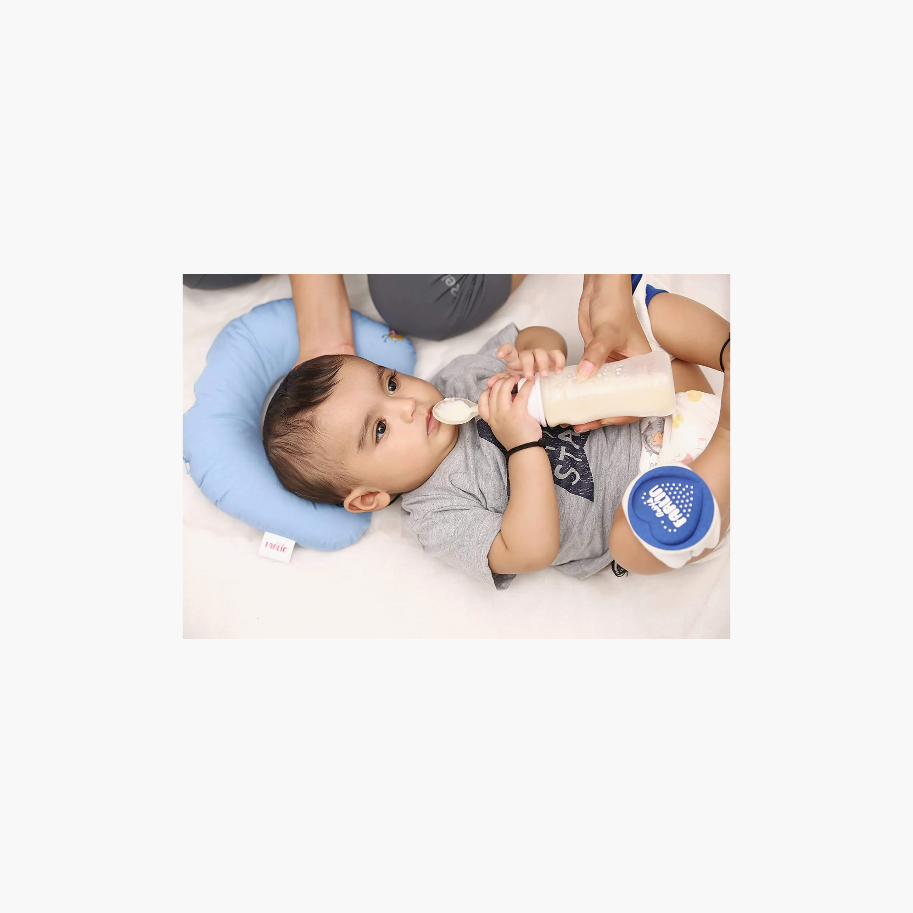 Farlin The Easy Feeding Bottle with Cap - 180 ml-baby-feeding-feedingbottles-bottlesandteats-image-4