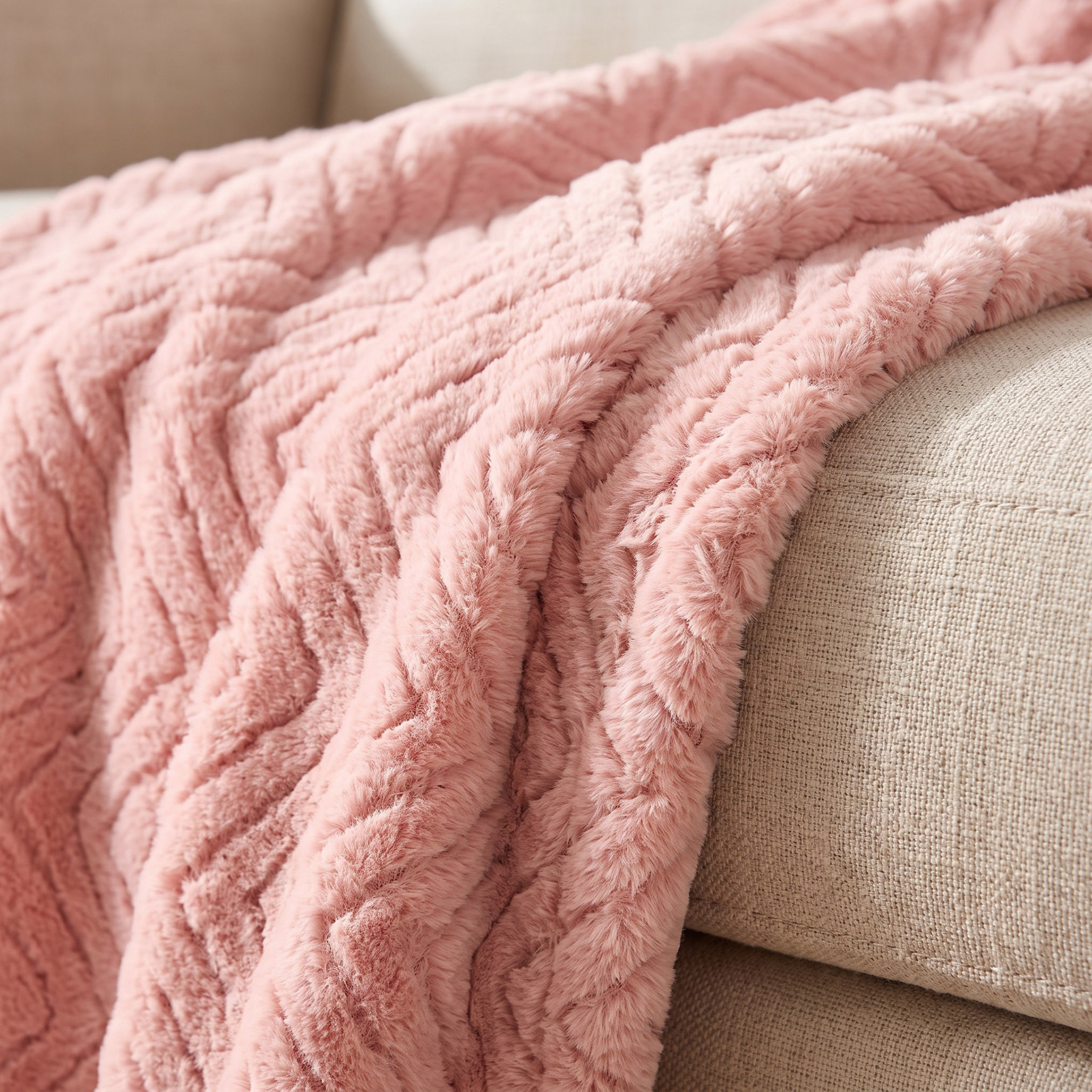 بطانية خفيفة من فرو الأرنب - 127×152 سم-household-cushionsandthrows-throwsandblankets-throws-image-2