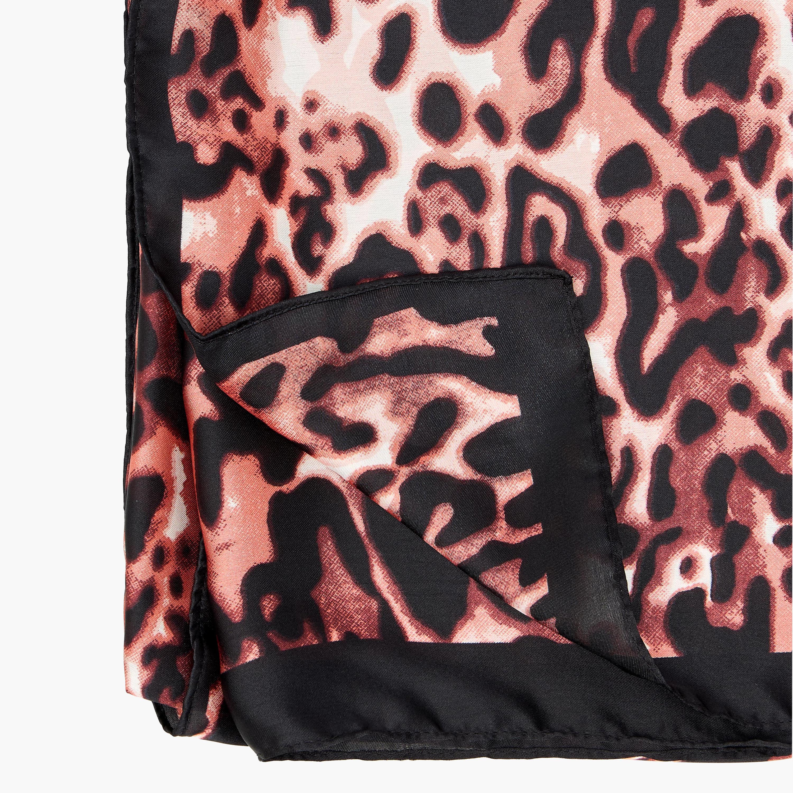 وشاح بطبعات-women-clothingaccessories-scarves-image-3