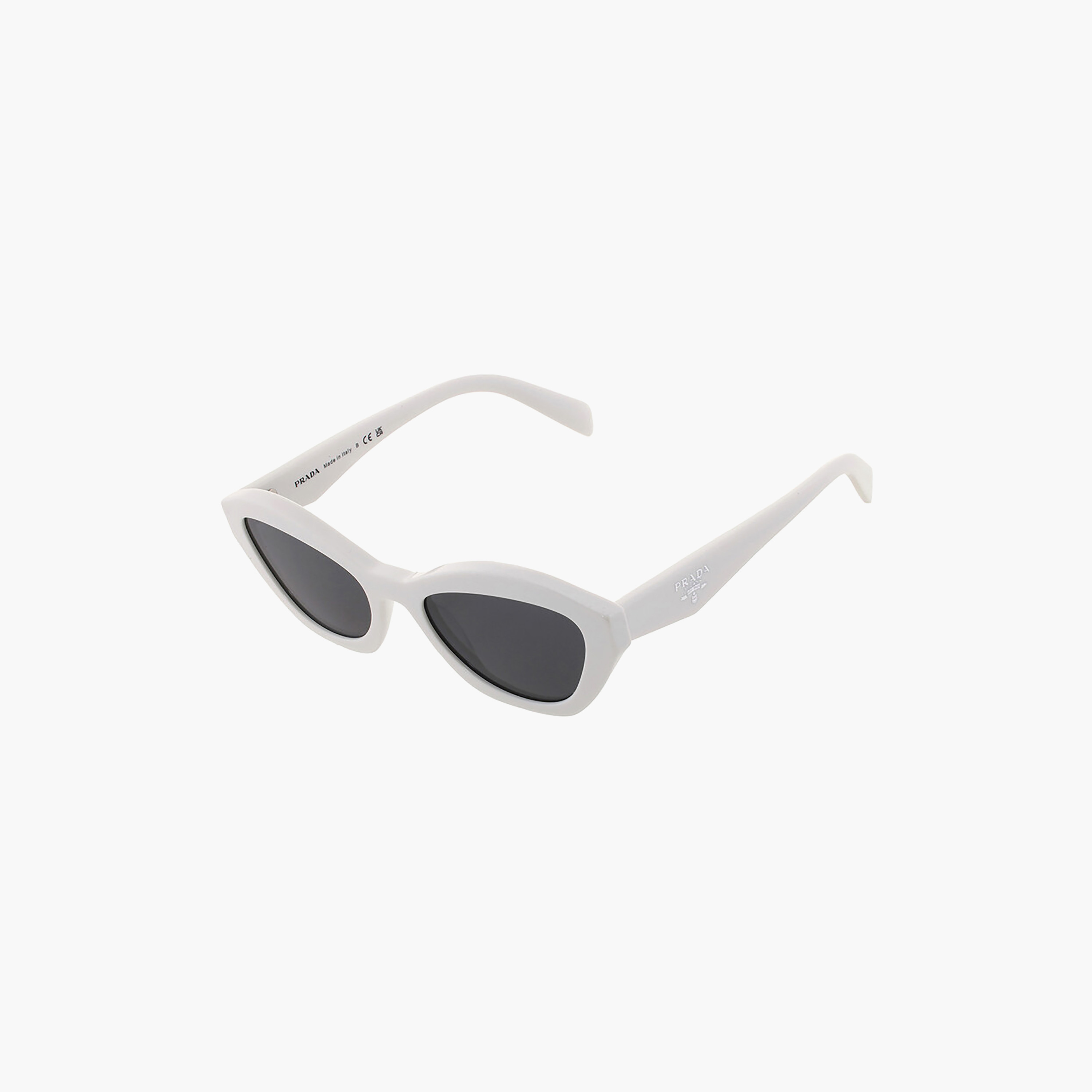 نظارات شمسية رمادية بتصميم عين القطة من برادا للنساء | A02S-women-sunglasses-image-4