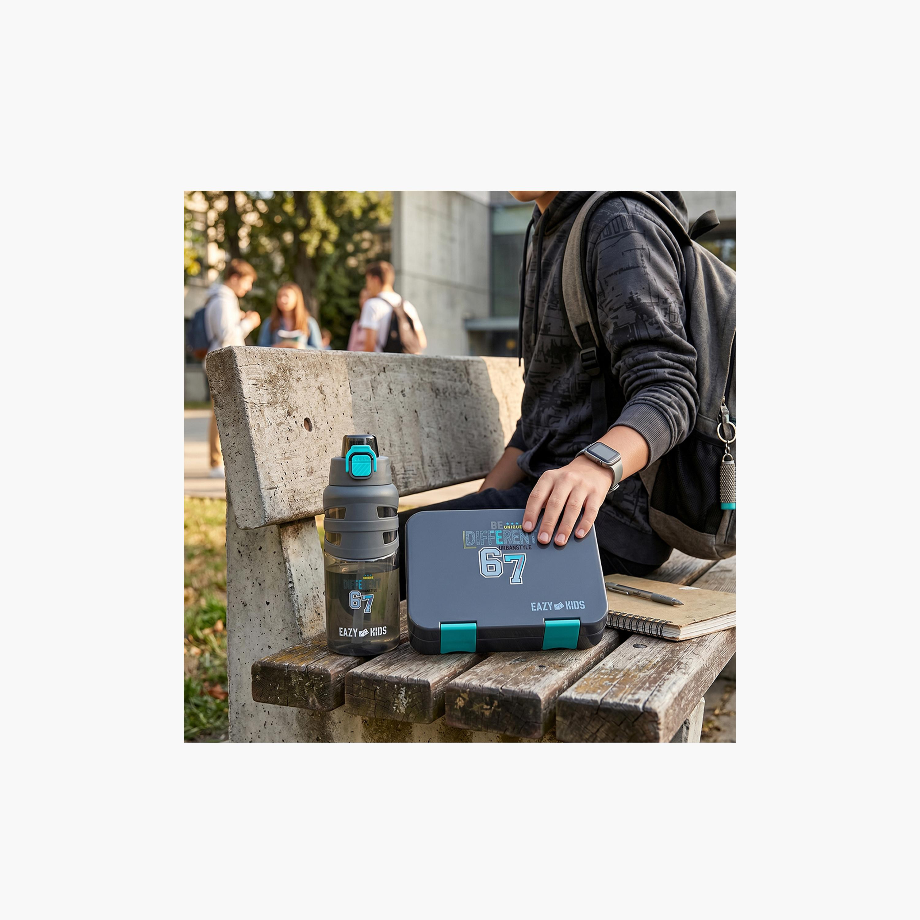 زجاجة مياه بغطاء قلاب وفوهة ومصاصة خالية من مادة BPA من إيزي كيدز - 750 مل-school-waterbottles-image-4