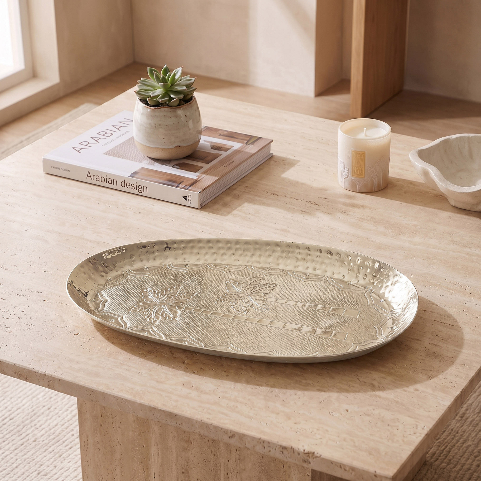 صينية ديكور بيضاوية منقوشة - 19x11 سم-household-decor-boxesandtrays-image-1