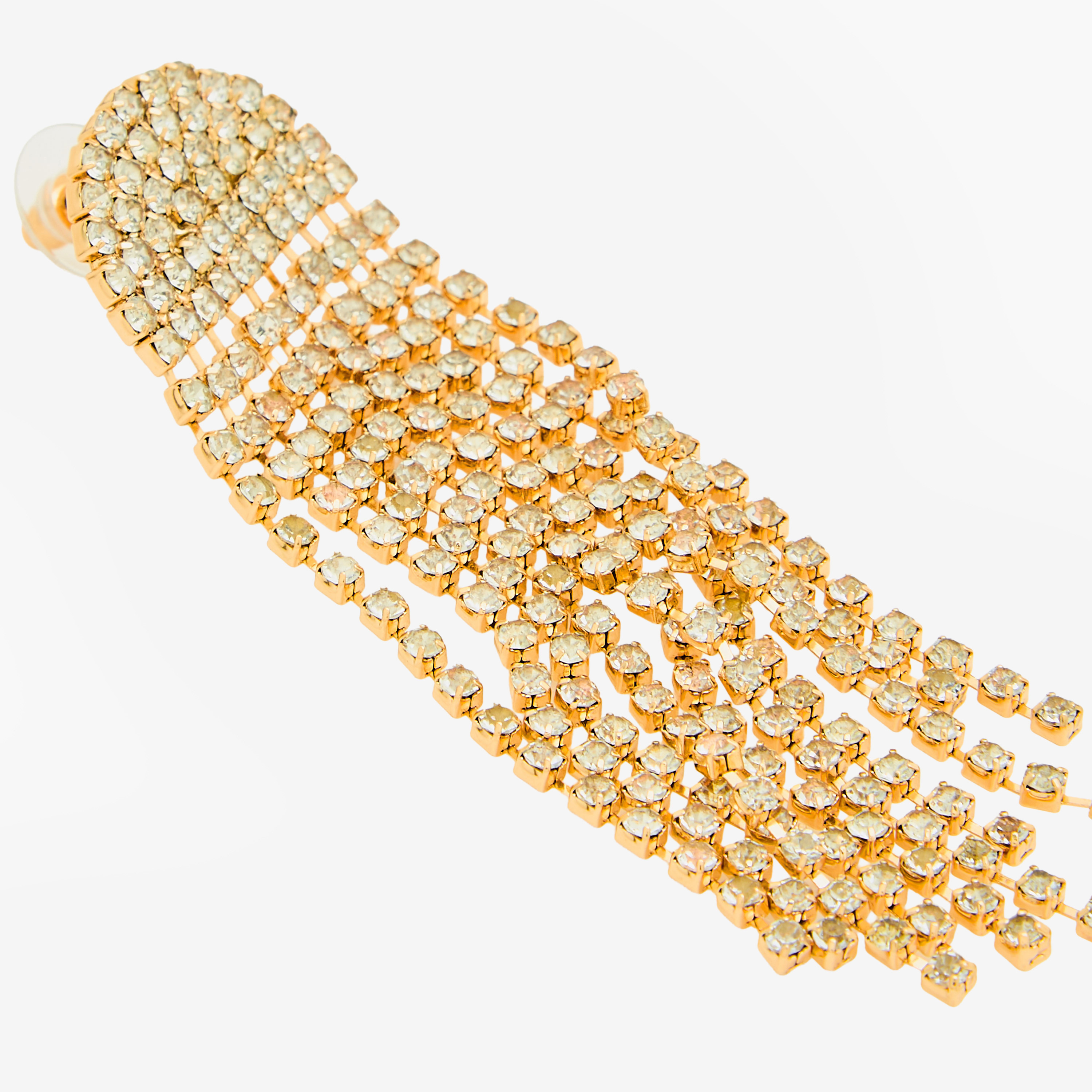 حلقان متدلية باللون الذهبي مزيّنة ومكبس إغلاق خلفي-women-watchesandjewellery-jewellery-earrings-image-5