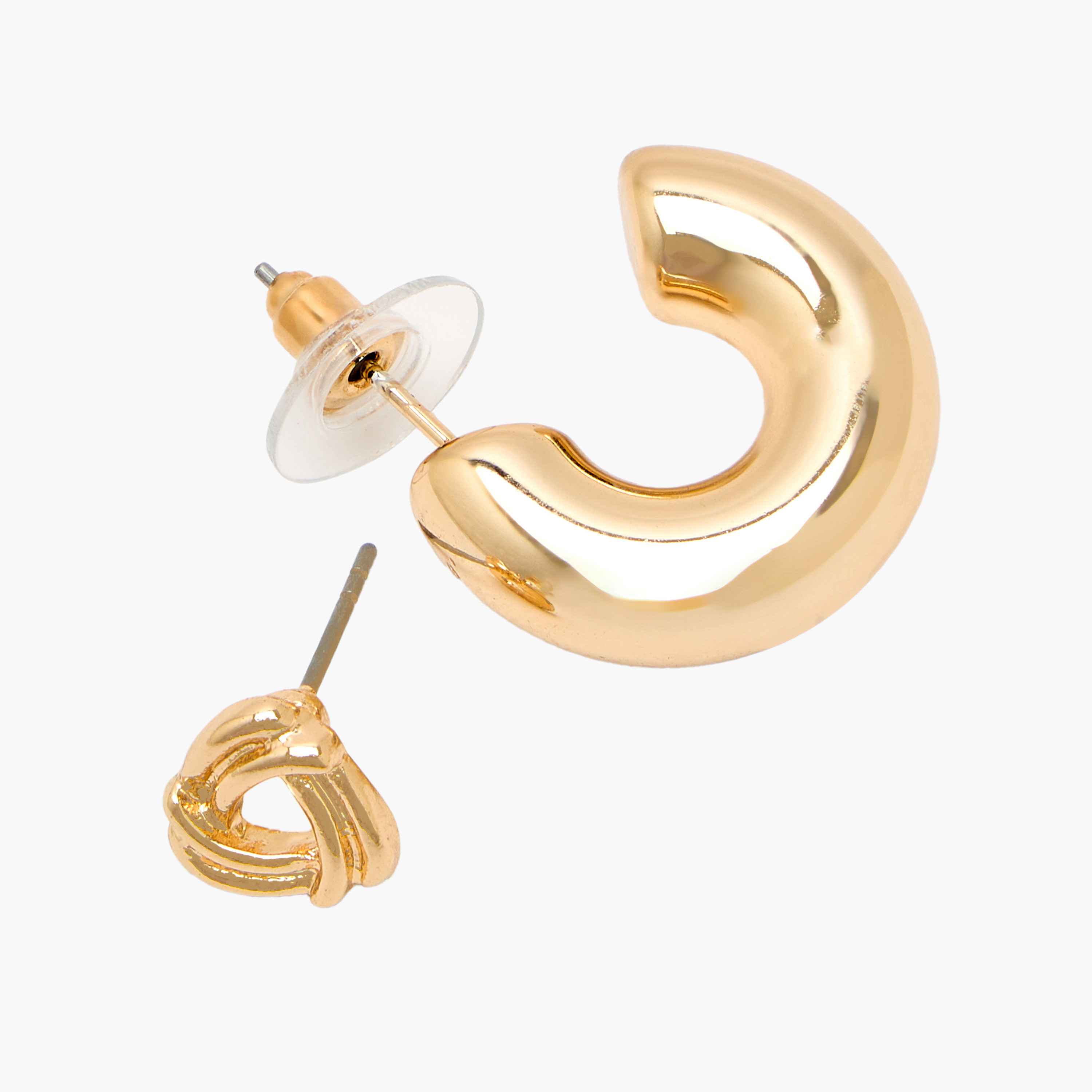حلقان صغيرة بتشطيب ميتالك مع مكبس إغلاق خلفي - طقم من 15 قطعة-women-watchesandjewellery-jewellery-earrings-image-4