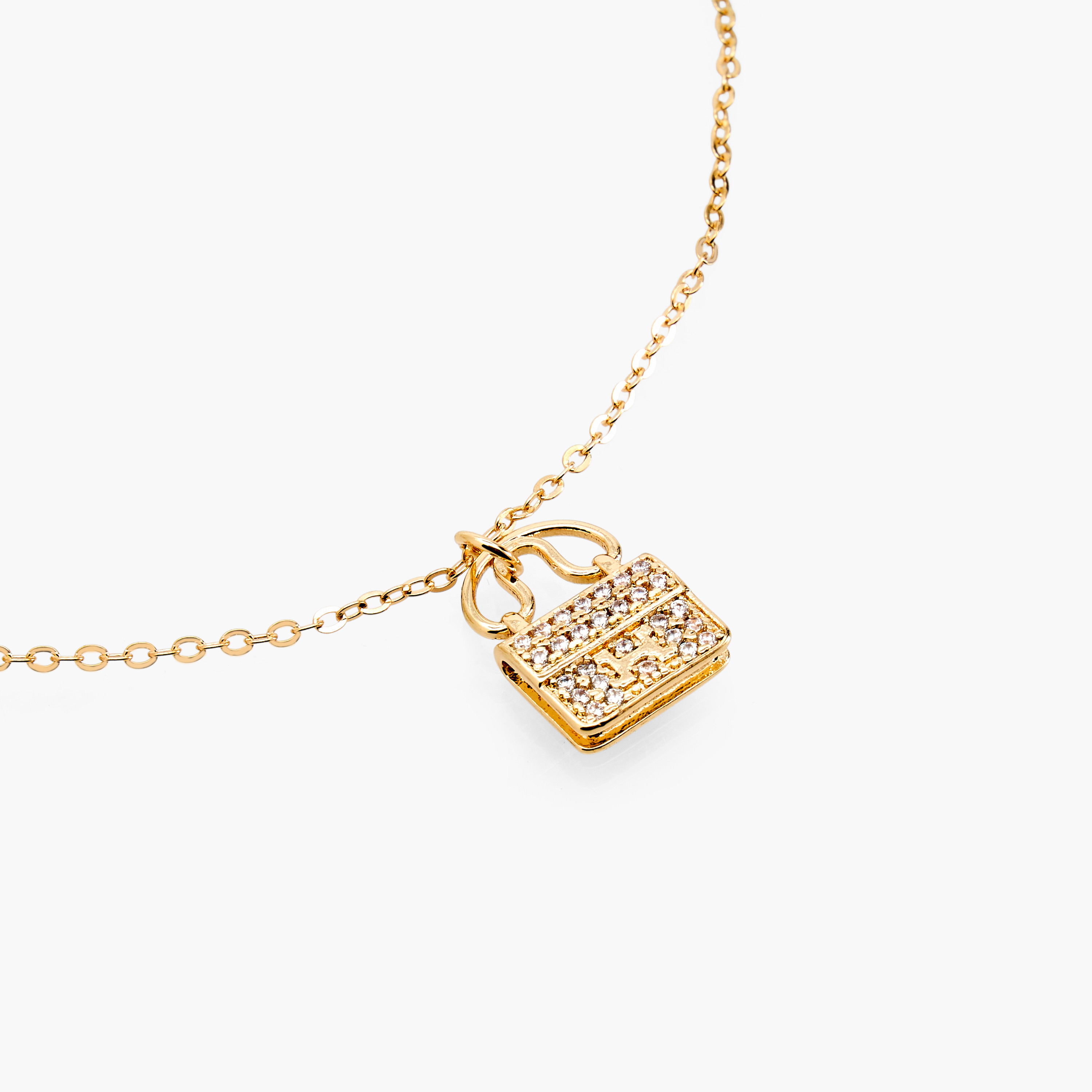 عقد بلون ذهبي بدلاية ومشبك إغلاق-women-watchesandjewellery-jewellery-necklacesandpendants-image-4