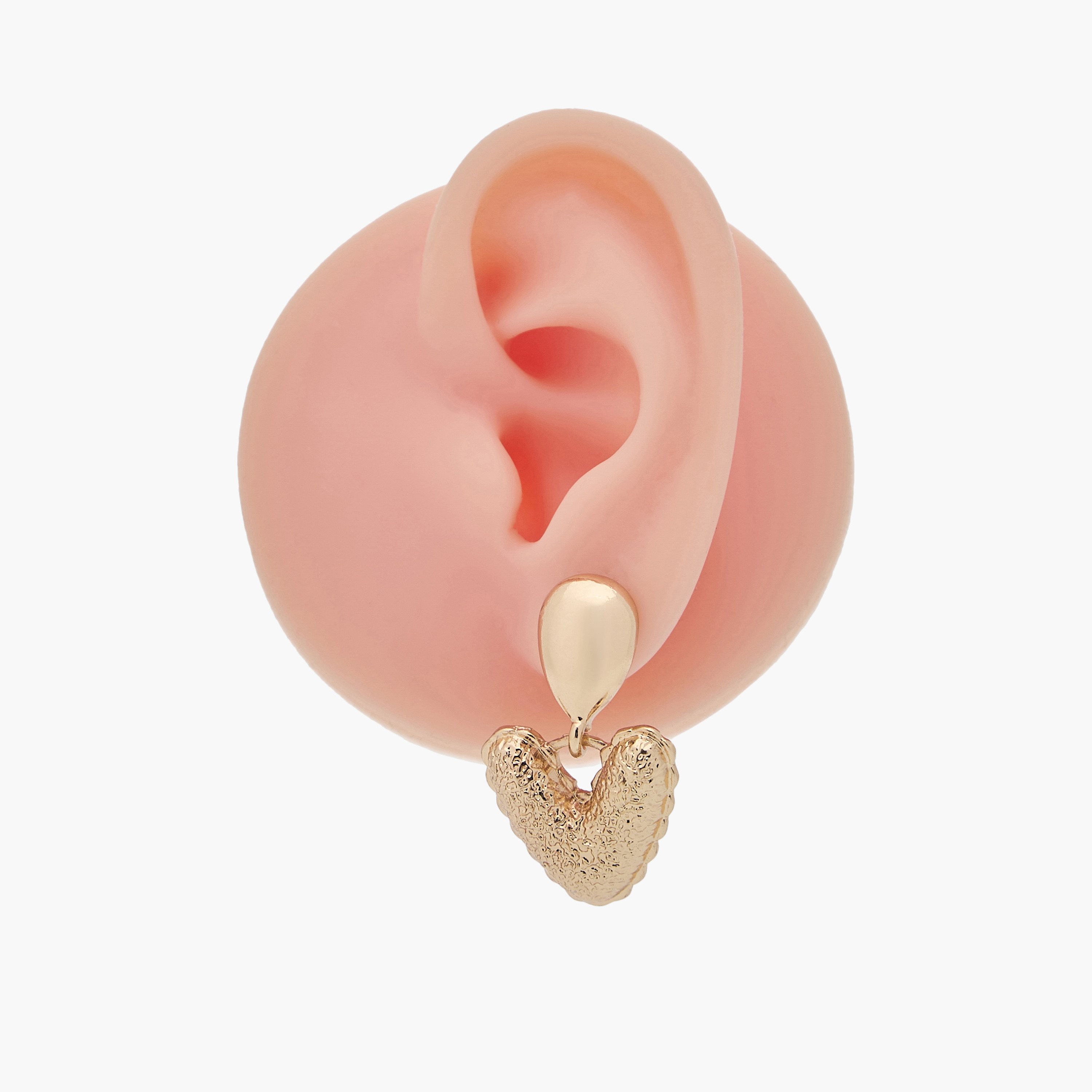 حلقان معدنية متدلية على شكل قلب بمكبس إغلاق خلفي-women-watchesandjewellery-jewellery-earrings-image-5
