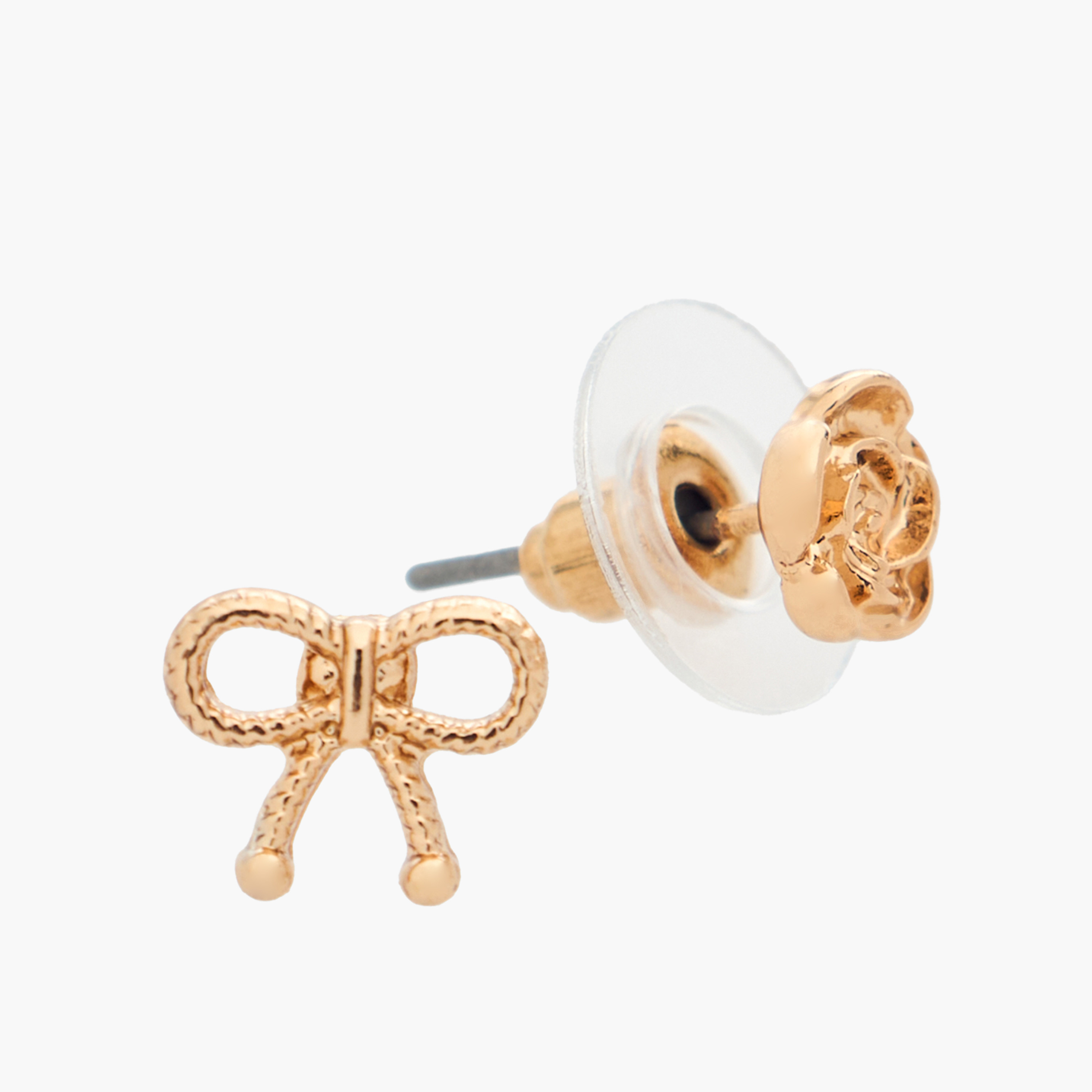 حلقان بلون ذهبي مزينة بتفاصيل مرصّعة ومكبس إغلاق خلفي - 9 قطع-women-watchesandjewellery-jewellery-earrings-image-4