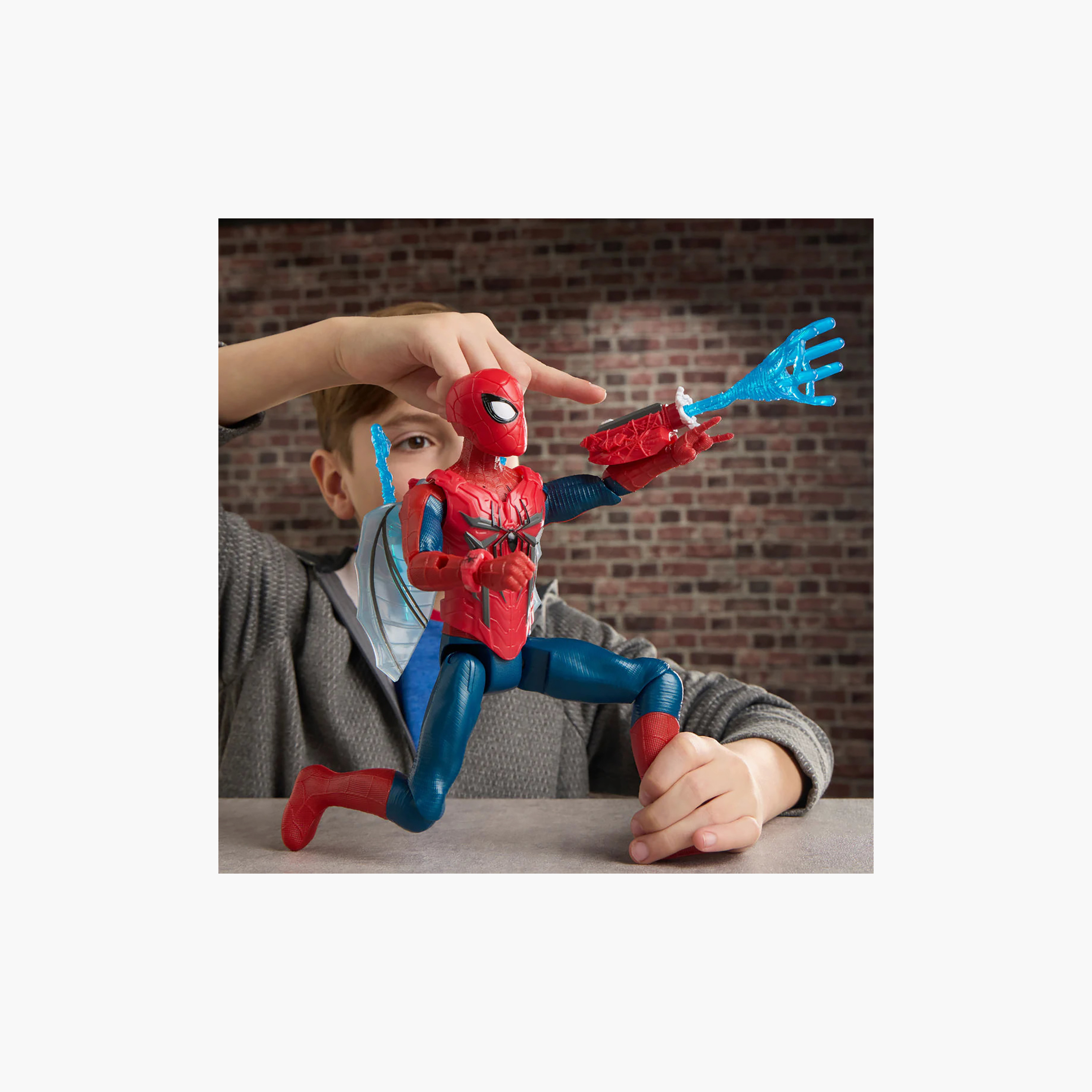 Spider-Man Brand New Day Titan Series Action Figure Playset-toys-playfigures-actionplaysets-image-3