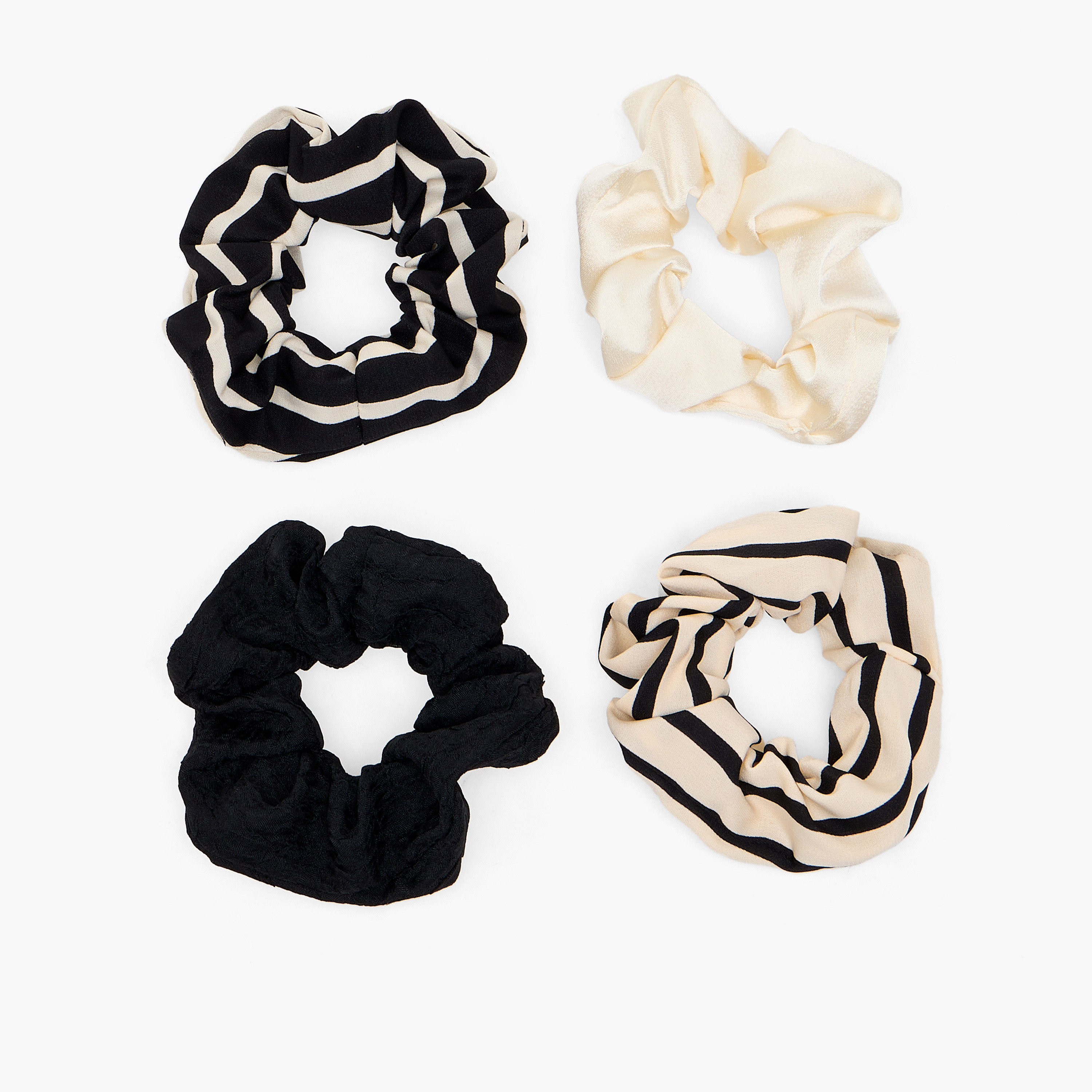 ربطات شعر سكرانشي - عبوة من 4 قطع-women-hairaccessories-scrunchies-image-3