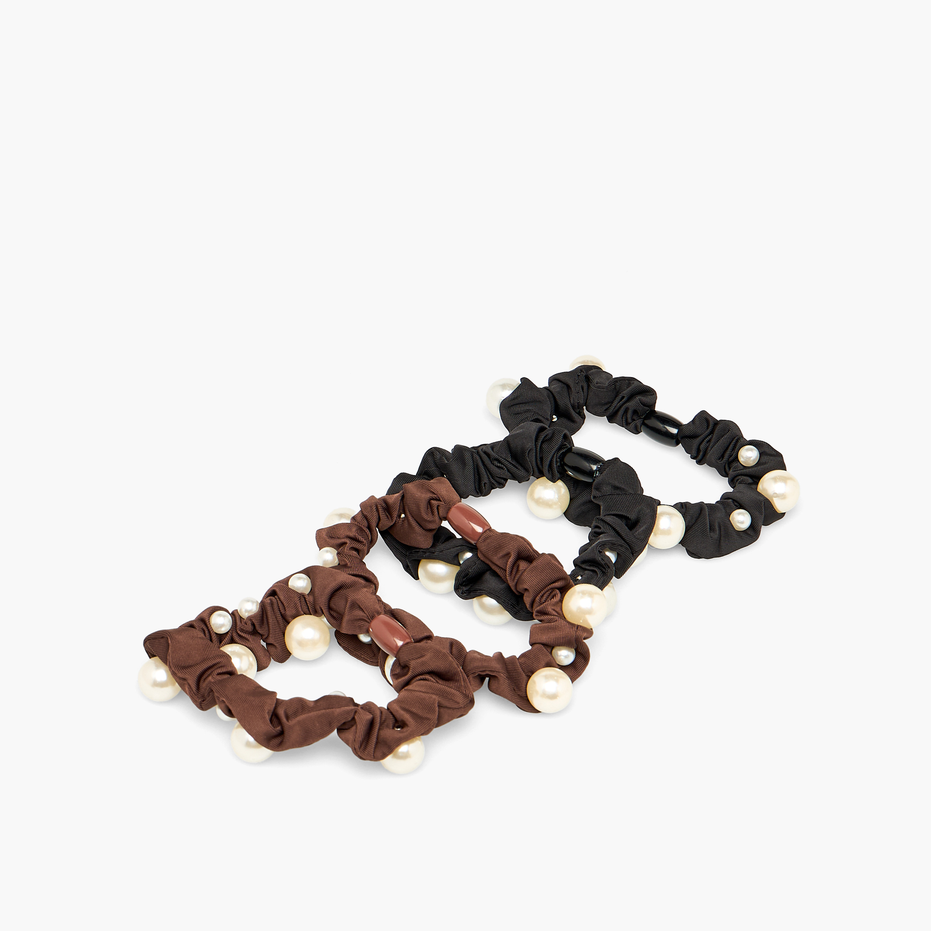 ربطات شعر سكرانشي - عبوة من 4 قطع-women-hairaccessories-scrunchies-image-2