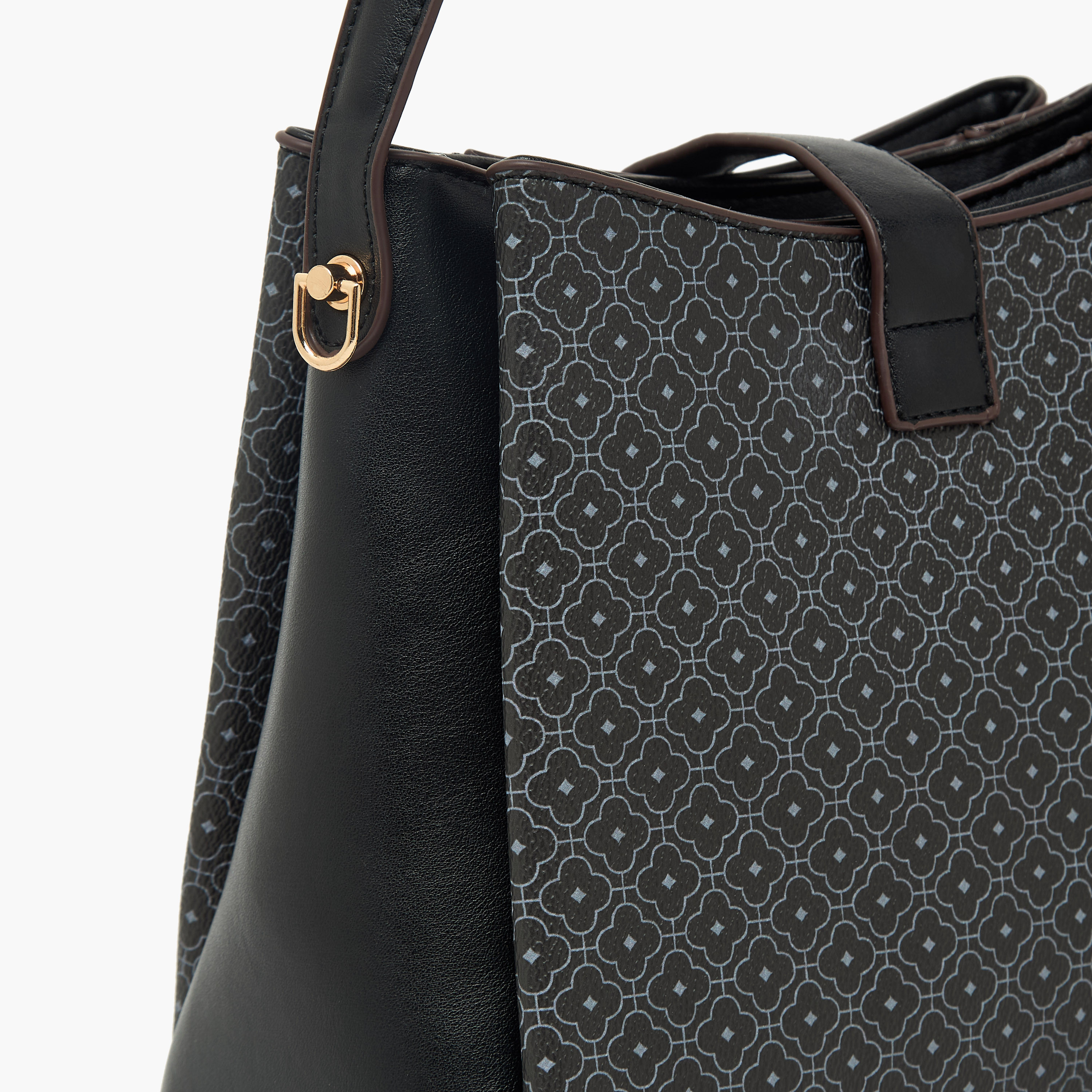 شنطة توت بطبعات وبحزام قابل للفصل من ساشا-women-bagsandwallets-handbags-image-5