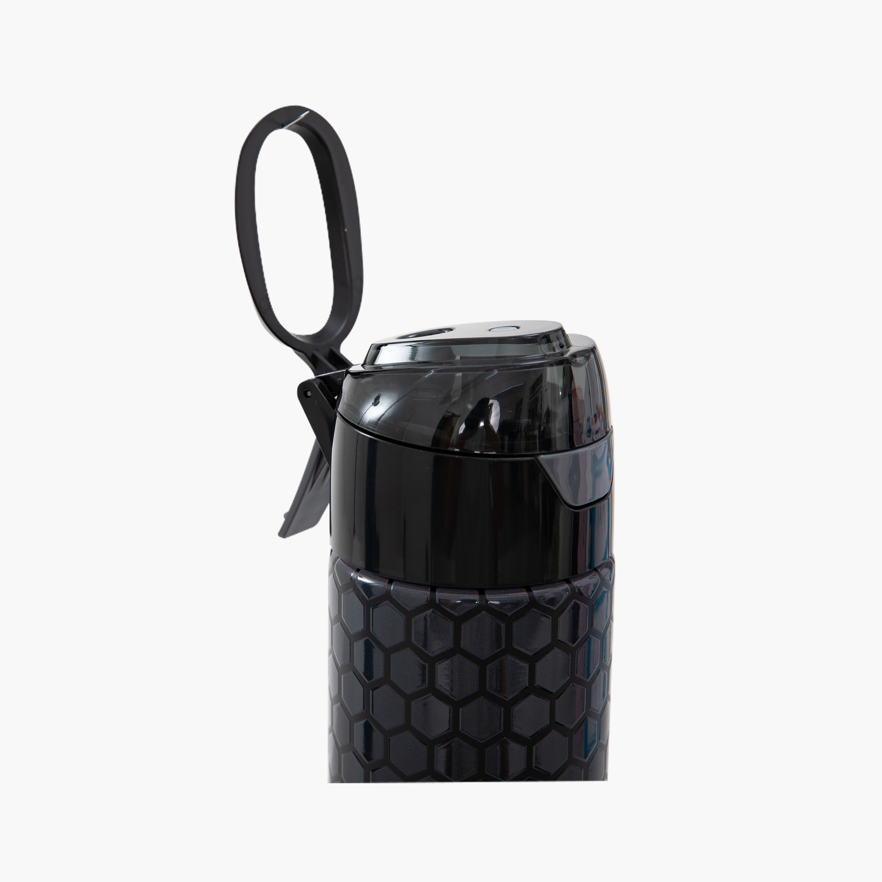 عبوة ماء ستانلس ستيل معزولة مع بخاخ | 640 مل بلون أسود من إيزي كيدز-school-waterbottles-image-12