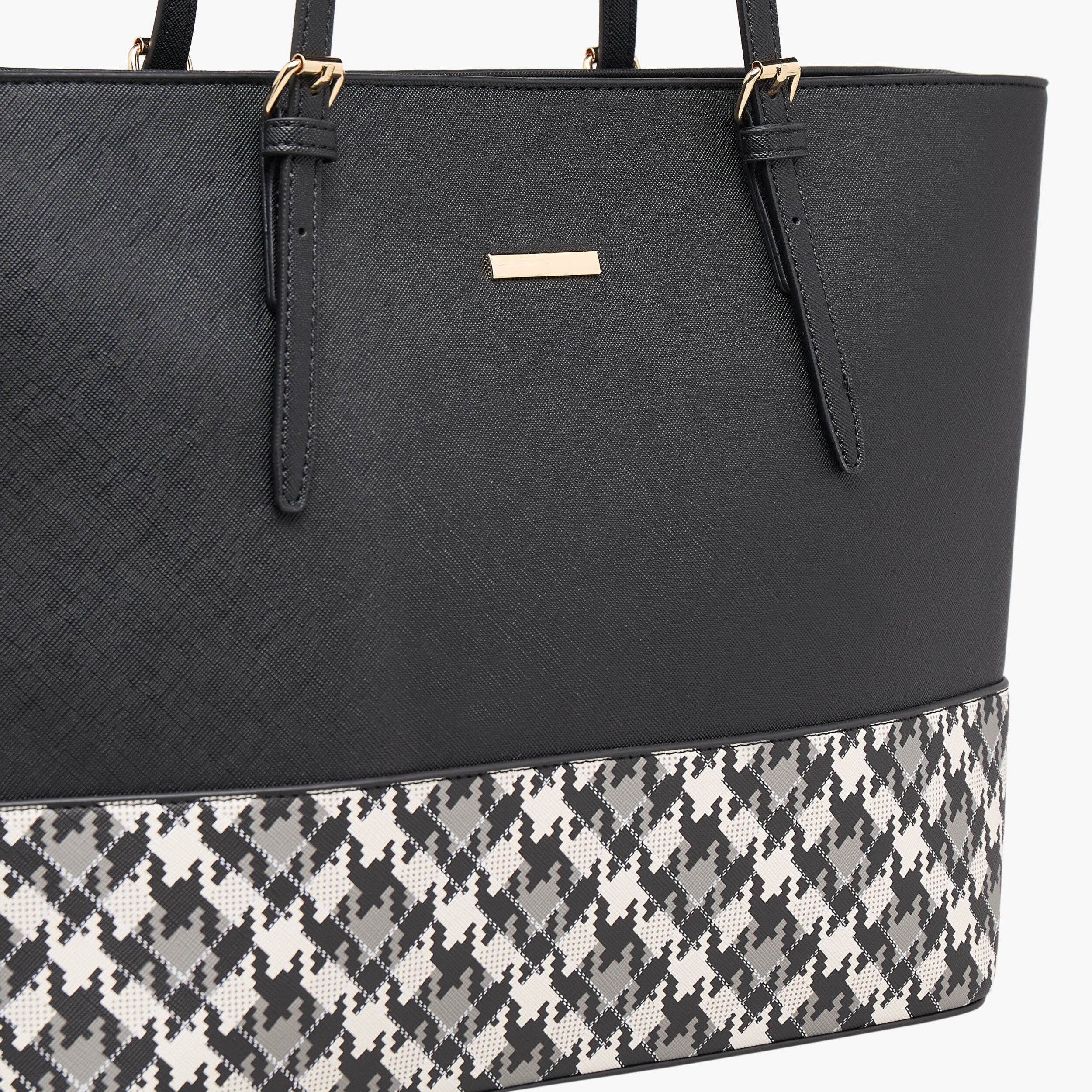 شنطة توت بألواح ومقبض مزدوج من ساشا-women-bagsandwallets-handbags-image-5