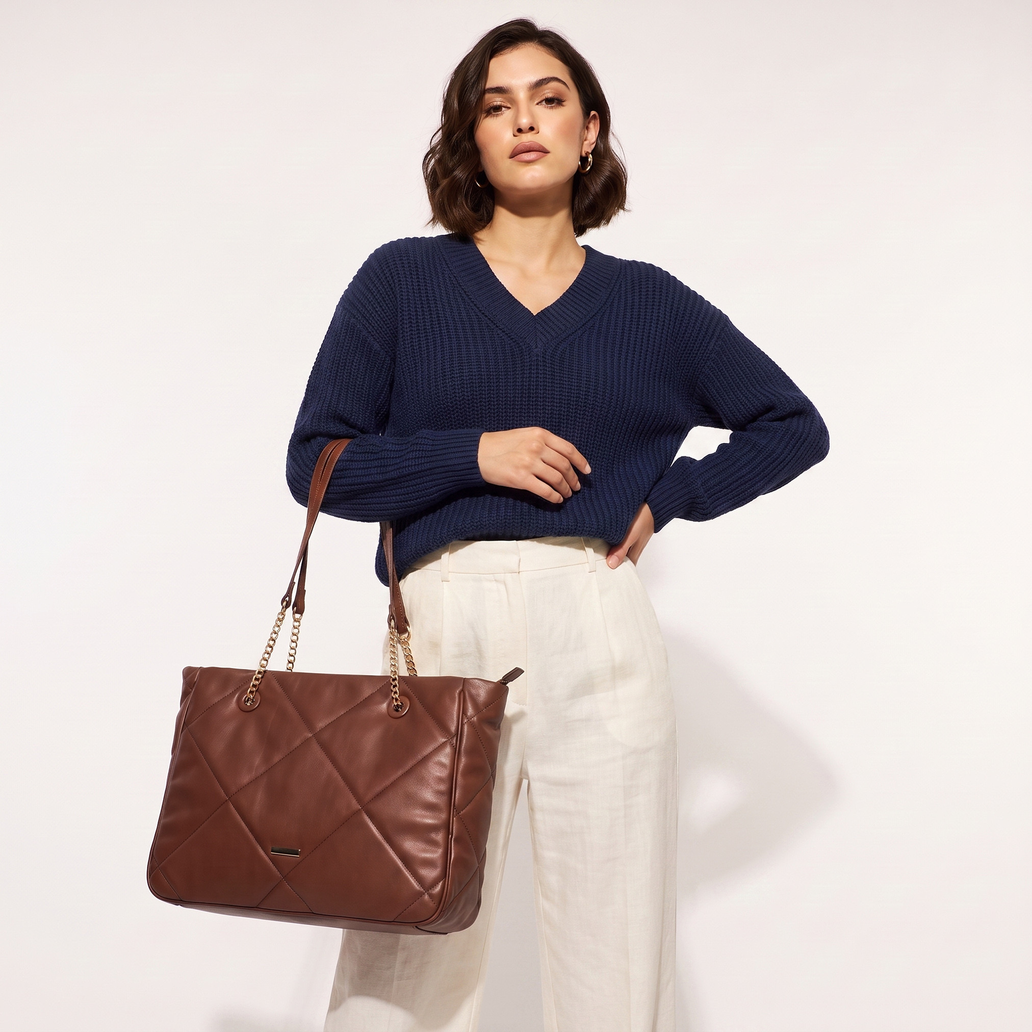 شنطة توتي مبطنة بسحاب إغلاق من ساشا-women-bagsandwallets-handbags-image-2