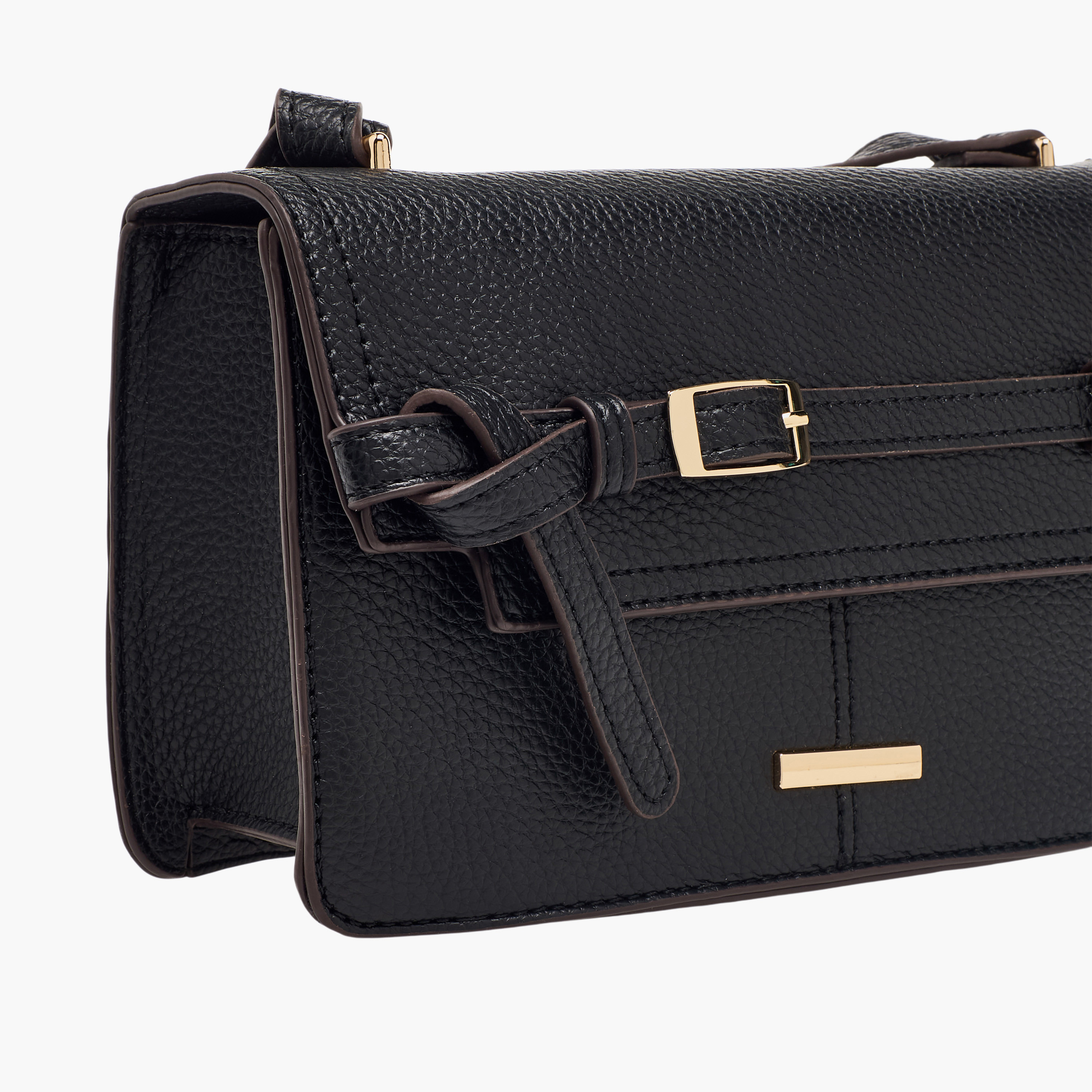 شنطة كروس بودي بارزة الملمس بحزام قابل للتعديل من ساشا-women-bagsandwallets-handbags-image-4