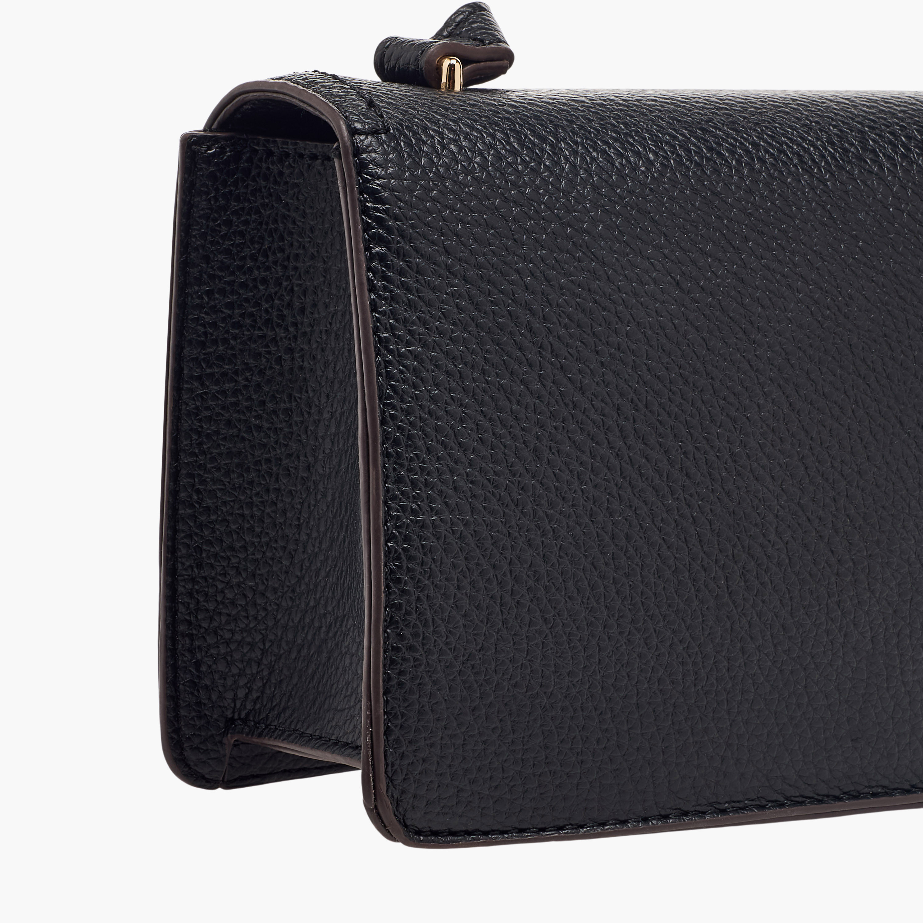 شنطة كروس بودي بارزة الملمس بحزام قابل للتعديل من ساشا-women-bagsandwallets-handbags-image-6