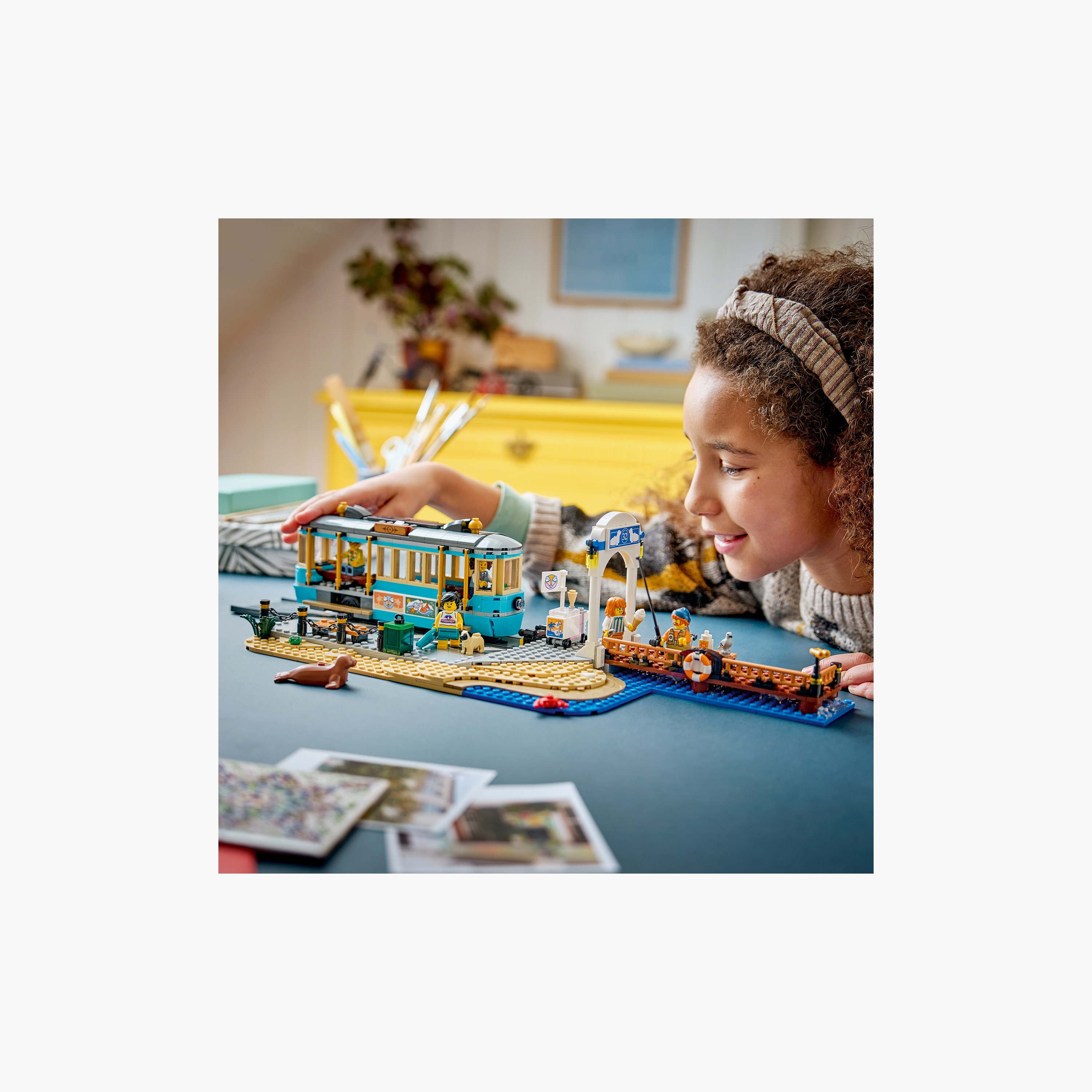 مجموعة ألعاب مكعبات ترام شارع الشاطئ الكلاسيكي "ليغو سيتي"-toys-buildingblocks-blocks-image-3
