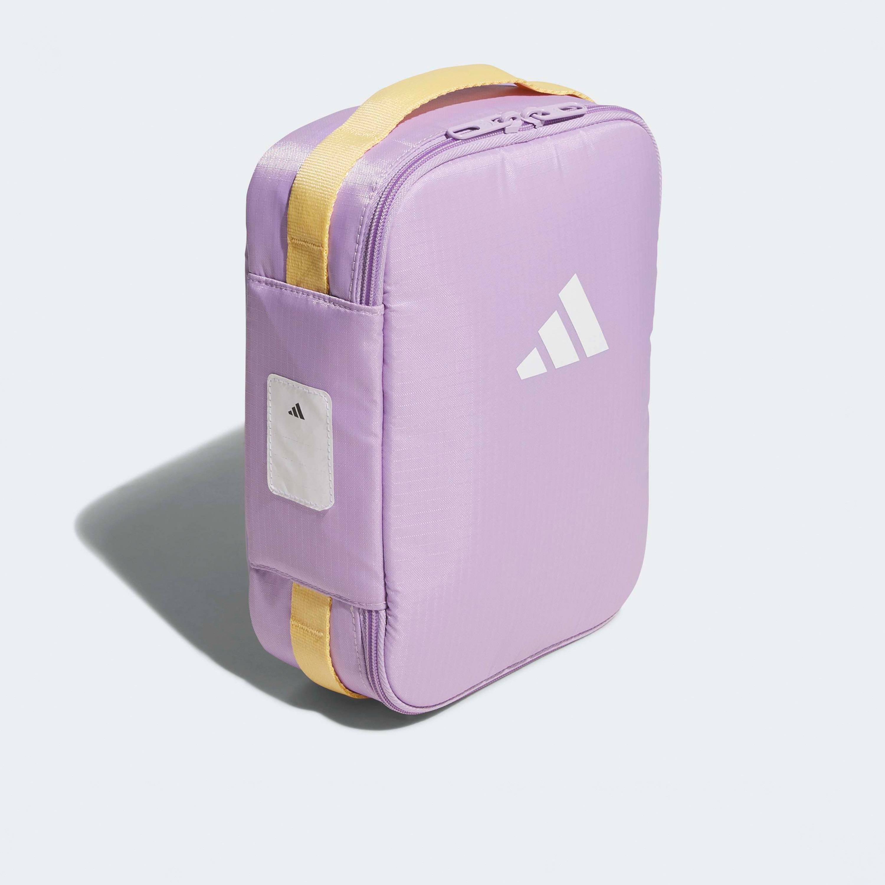 شنطة غداء مبردة بسحاب إغلاق وطبعات شعار من أديداس - 6 لتر-school-lunchessentials-lunchbags-image-6
