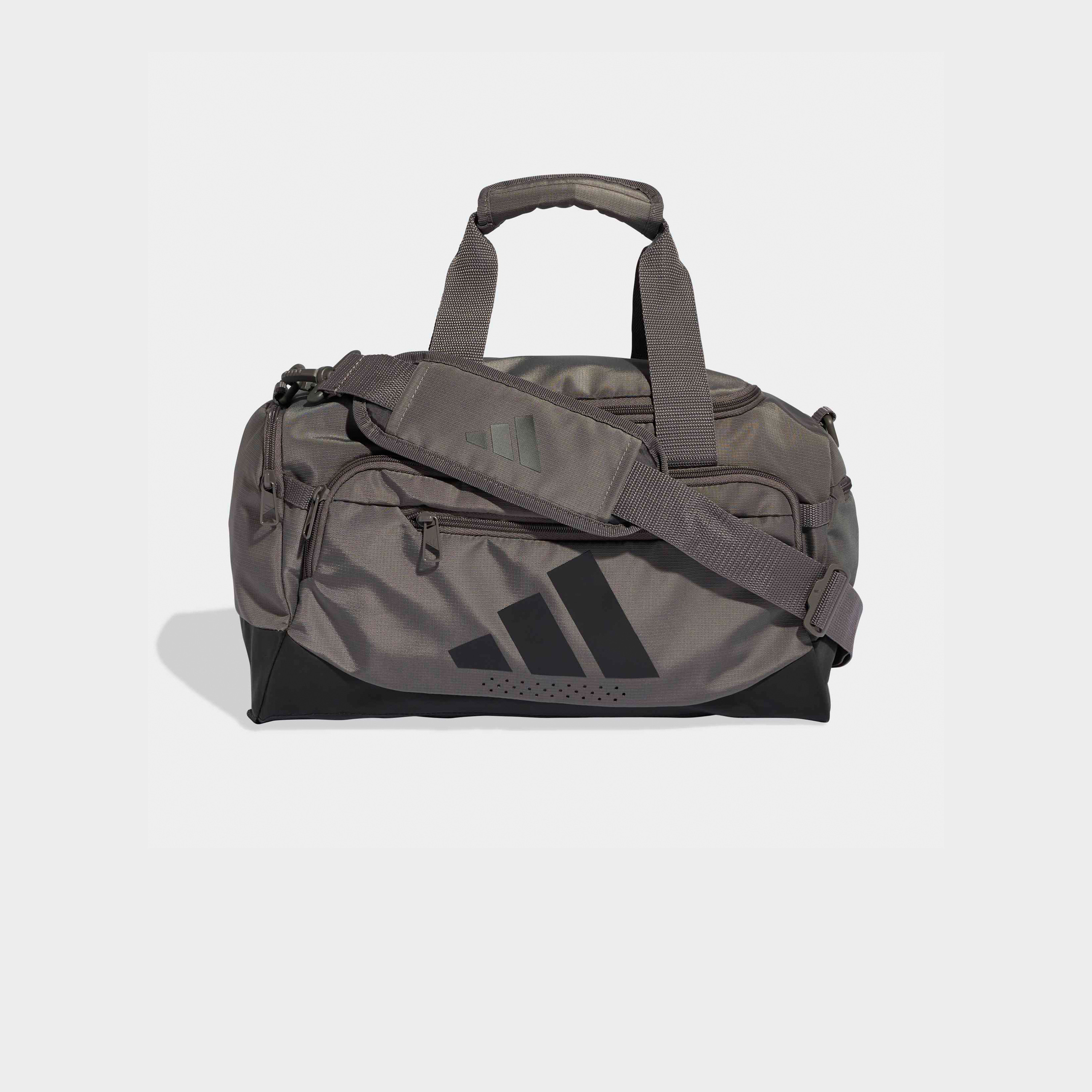 شنطة دافل بحزام قابل للتعديل وطبعات شعار من أديداس-travel-luggagesandbags-dufflebags-image-1