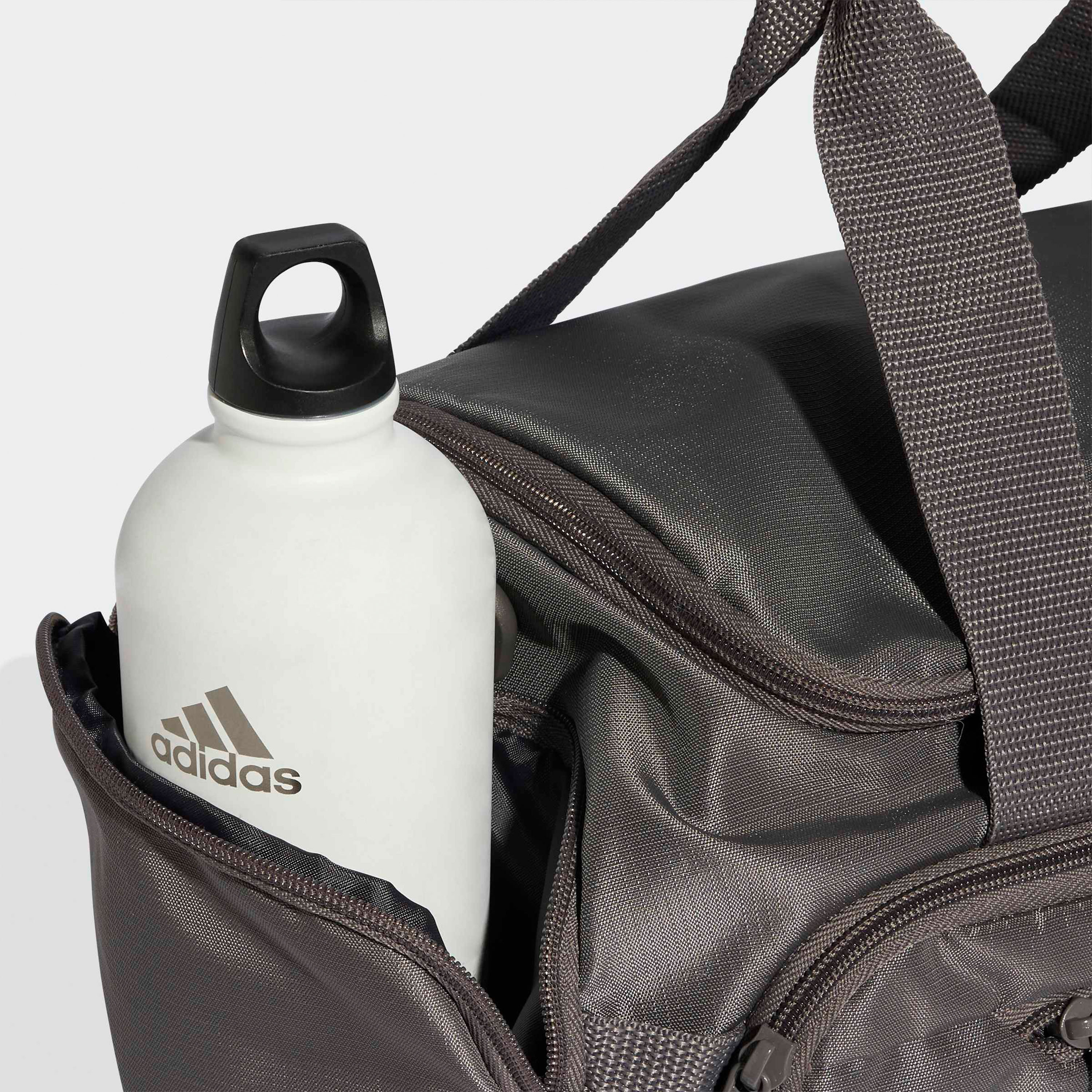 شنطة دافل بحزام قابل للتعديل وطبعات شعار من أديداس-travel-luggagesandbags-dufflebags-image-7