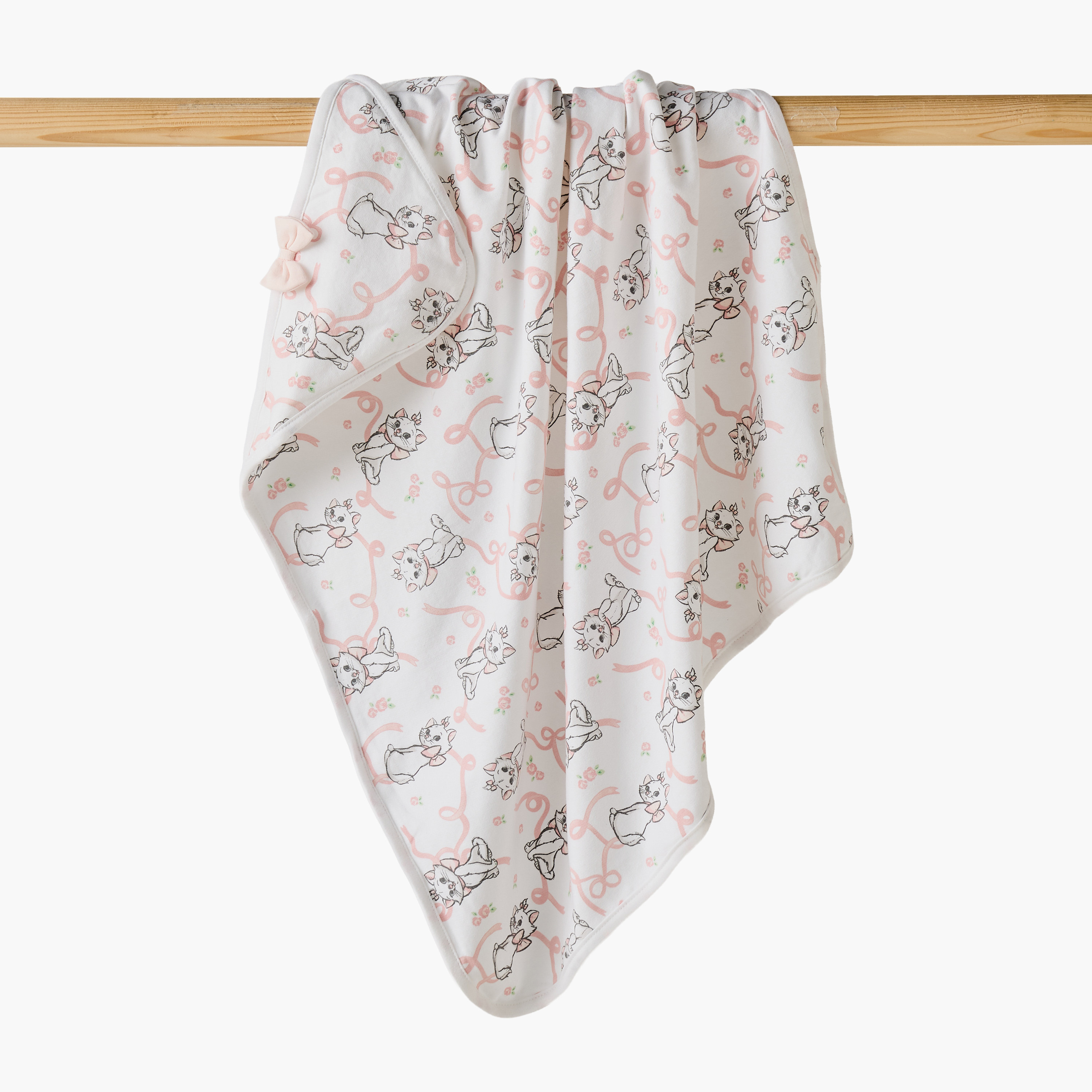 بطانية قطن مضادة للحساسية لحديثي الولادة من ديزني - 80x80 سم-baby-nursery-blanketsandswaddles-receivingblankets-image-1