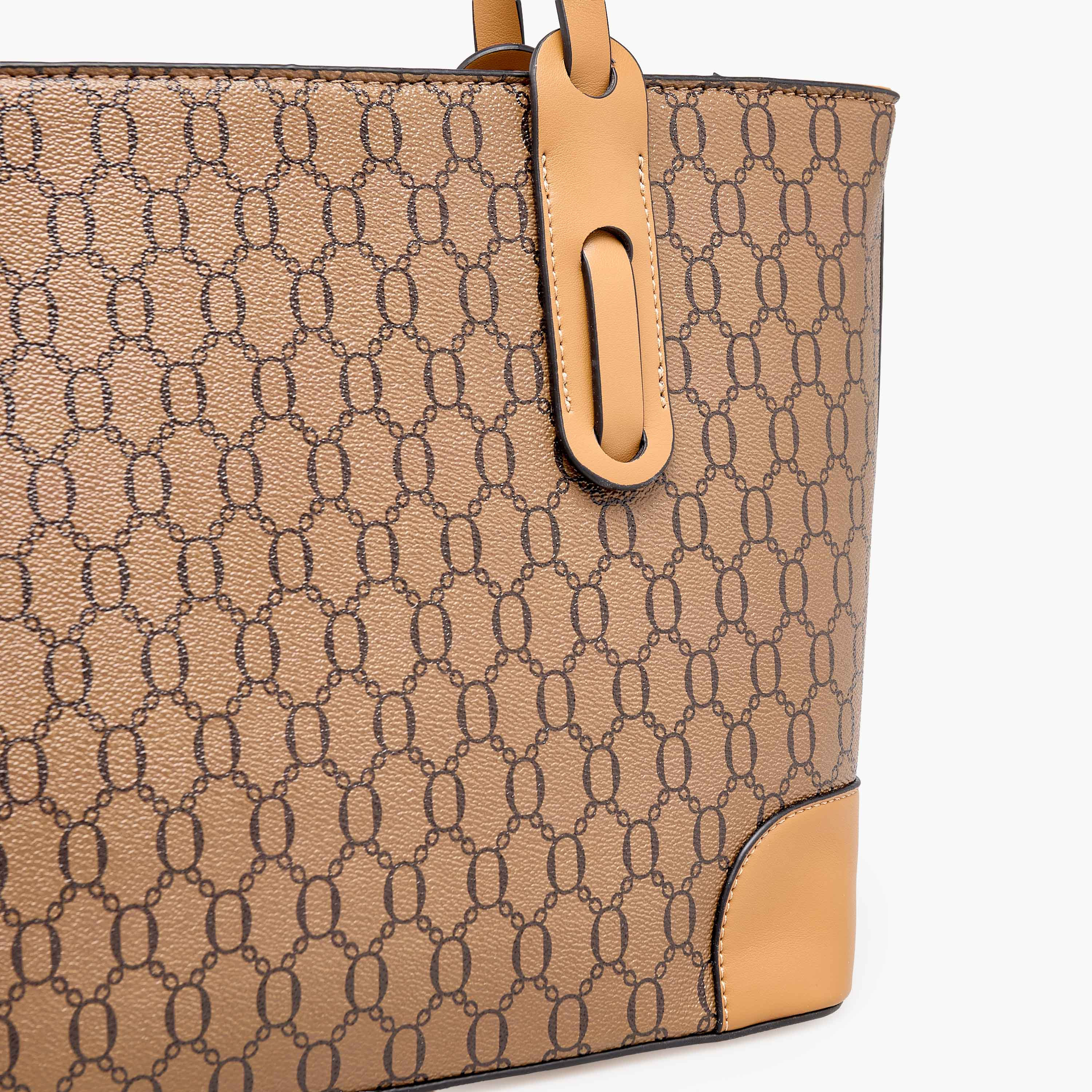 شنطة توتي بطبعات هندسية ومقابض مزدوجة من أدور-women-bagsandwallets-handbags-image-4