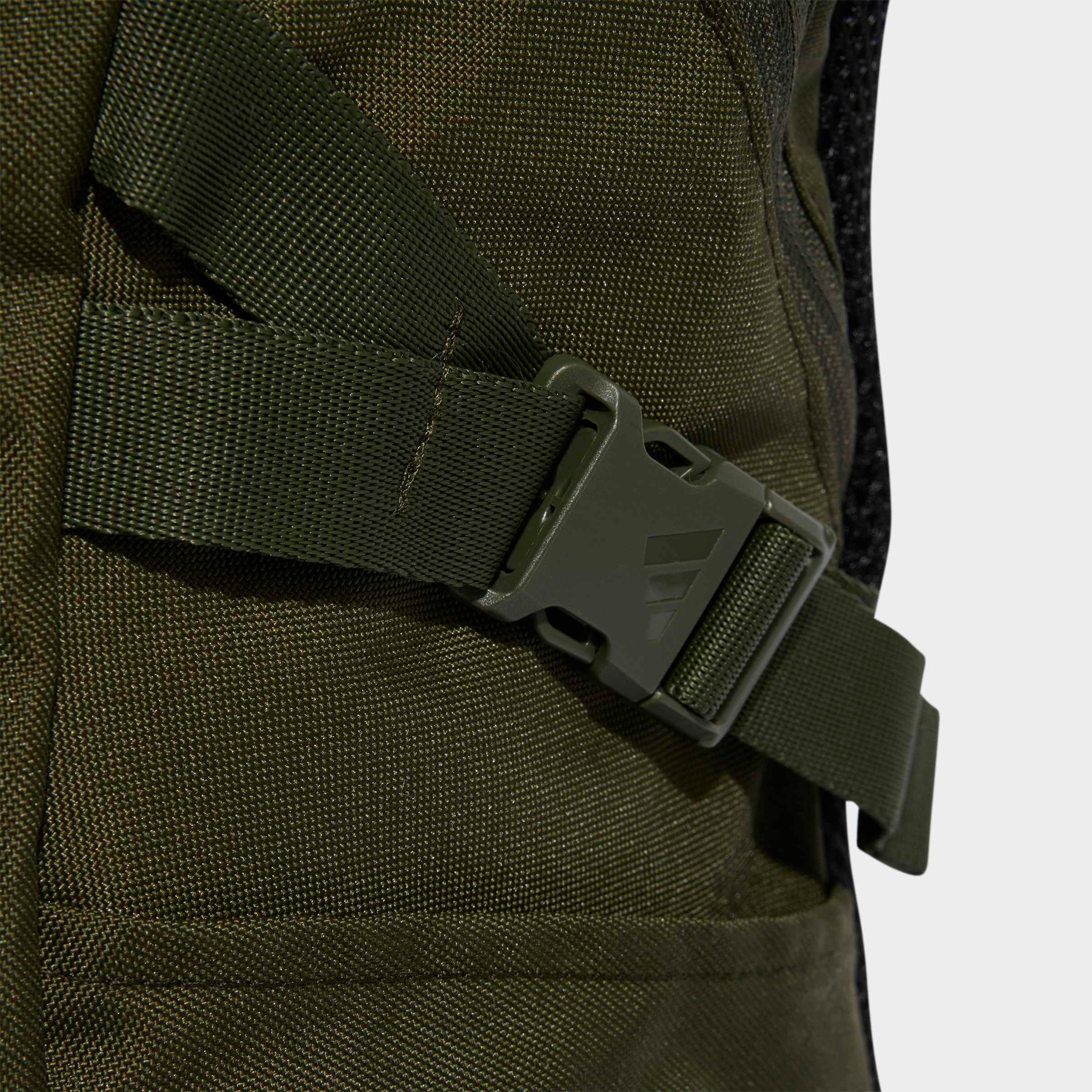 شنطة ظهر بطبعات شعار للأطفال 13 سنة وما فوق وأحزمة كتف مبطنة من أديداس - 27 لتر-boys-accessories-bagsandbackpacks-image-3