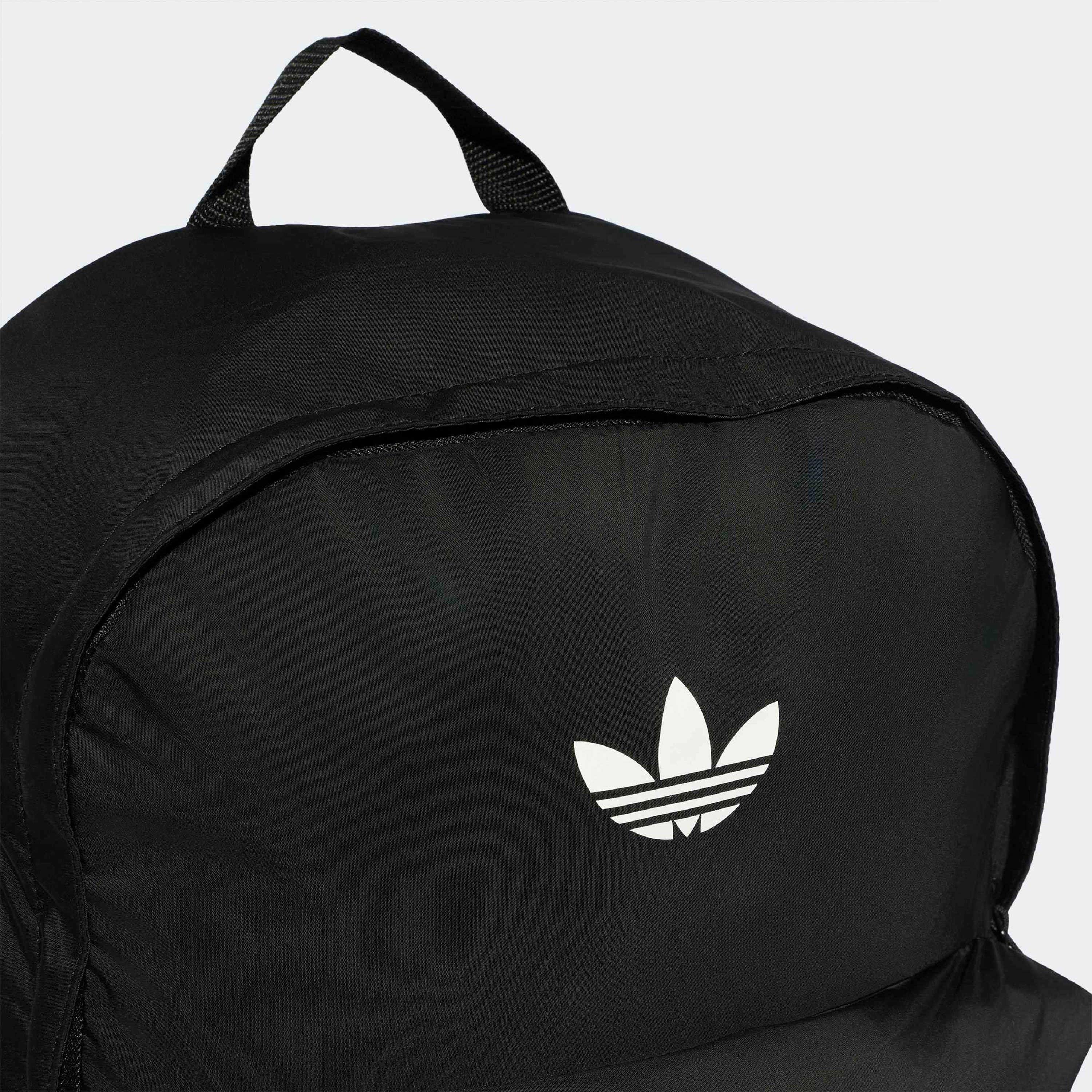 شنطة ظهر بجيب أمامي وطبعات الشعار للصغار بعمر 13 سنة فأكثر من أديداس - 26 لتر-school-bagsandbackpacks-backpacks-image-2