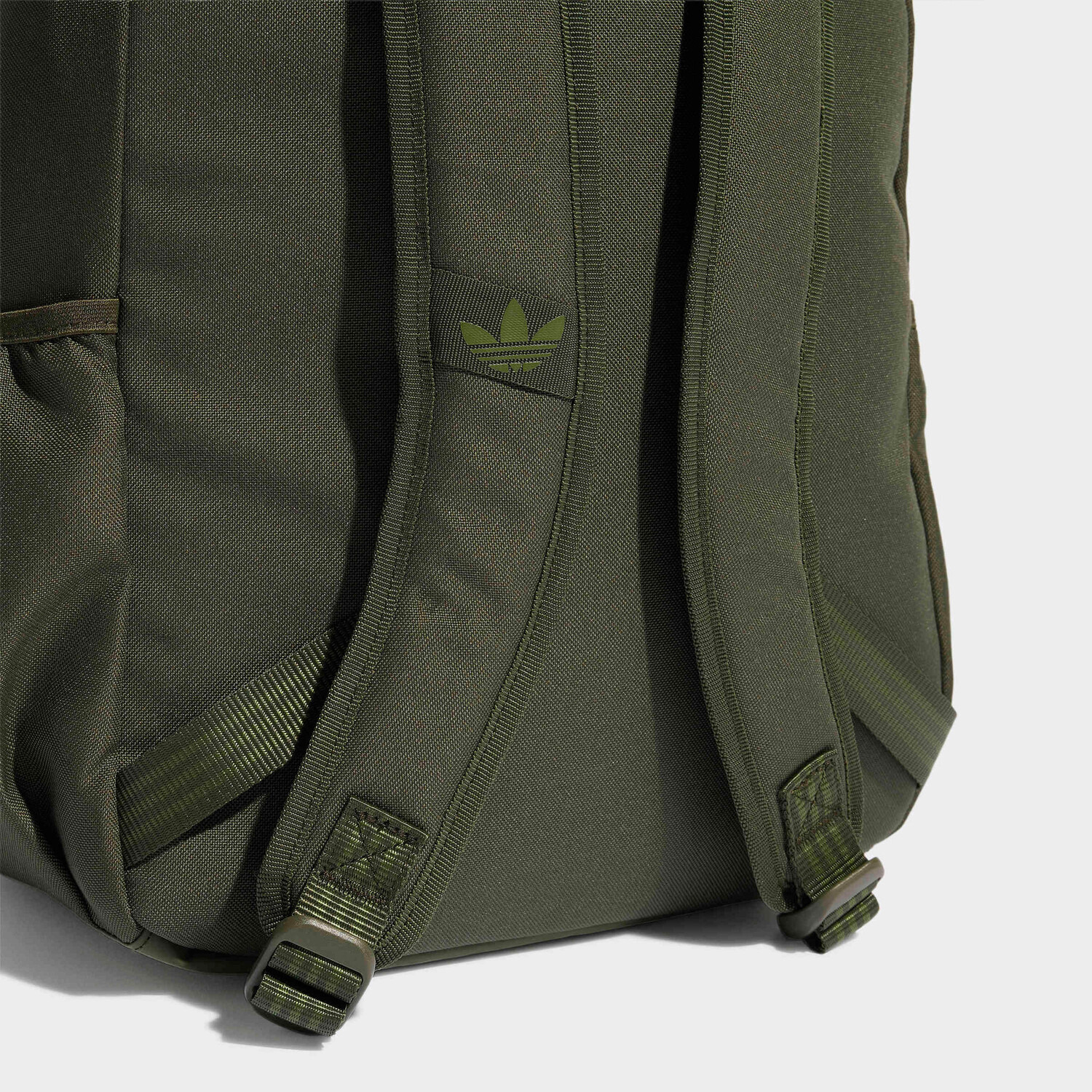شنطة ظهر بأحزمة مبطنة وطبعات الشعار للصغار بعمر 13 سنة فأكثر من أديداس - 21 لتر-school-bagsandbackpacks-backpacks-image-3
