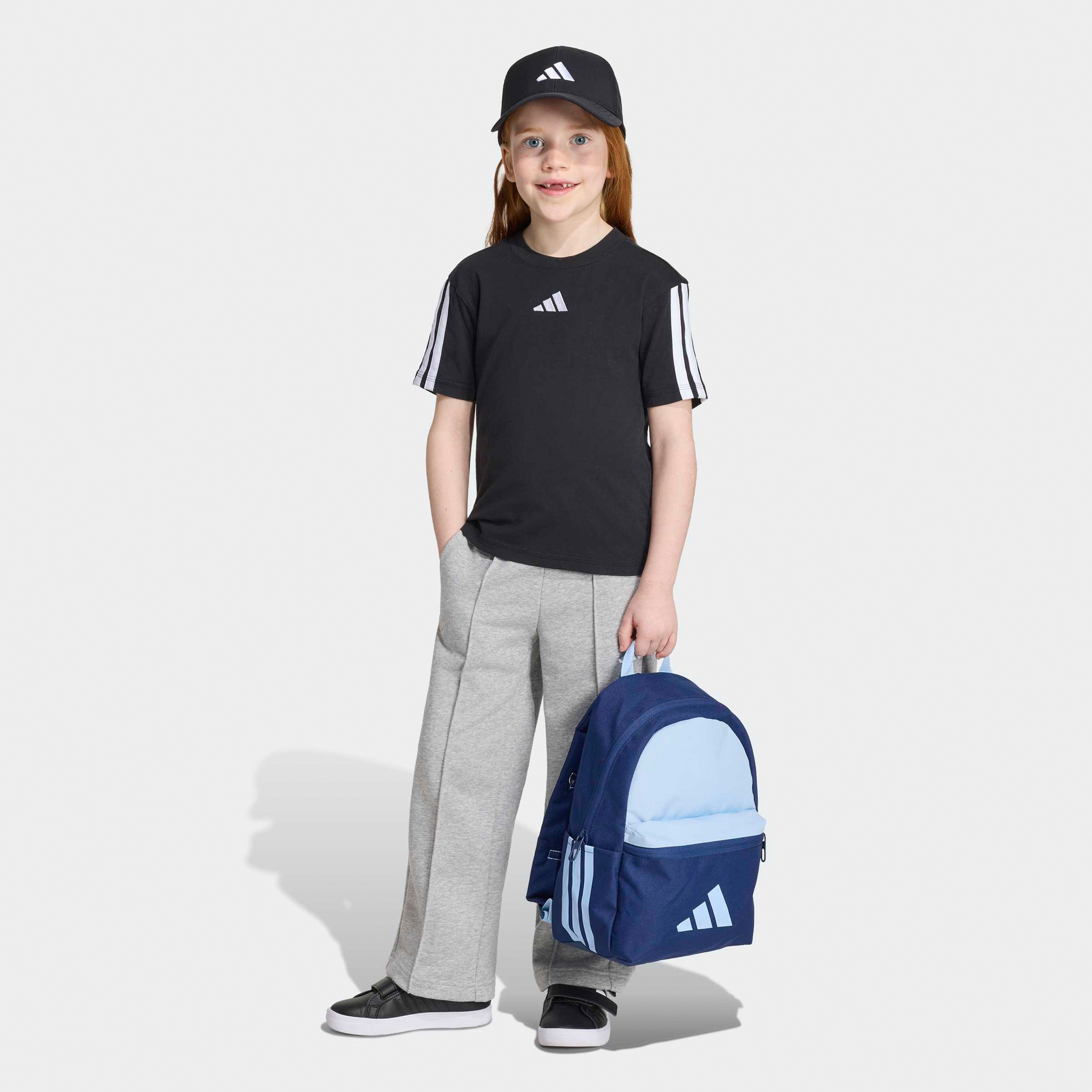 شنطة ظهر بطبعات شعار للأولاد 8-13 سنة بجيب أمامي من أديداس - 12 لتر-school-bagsandbackpacks-backpacks-image-7