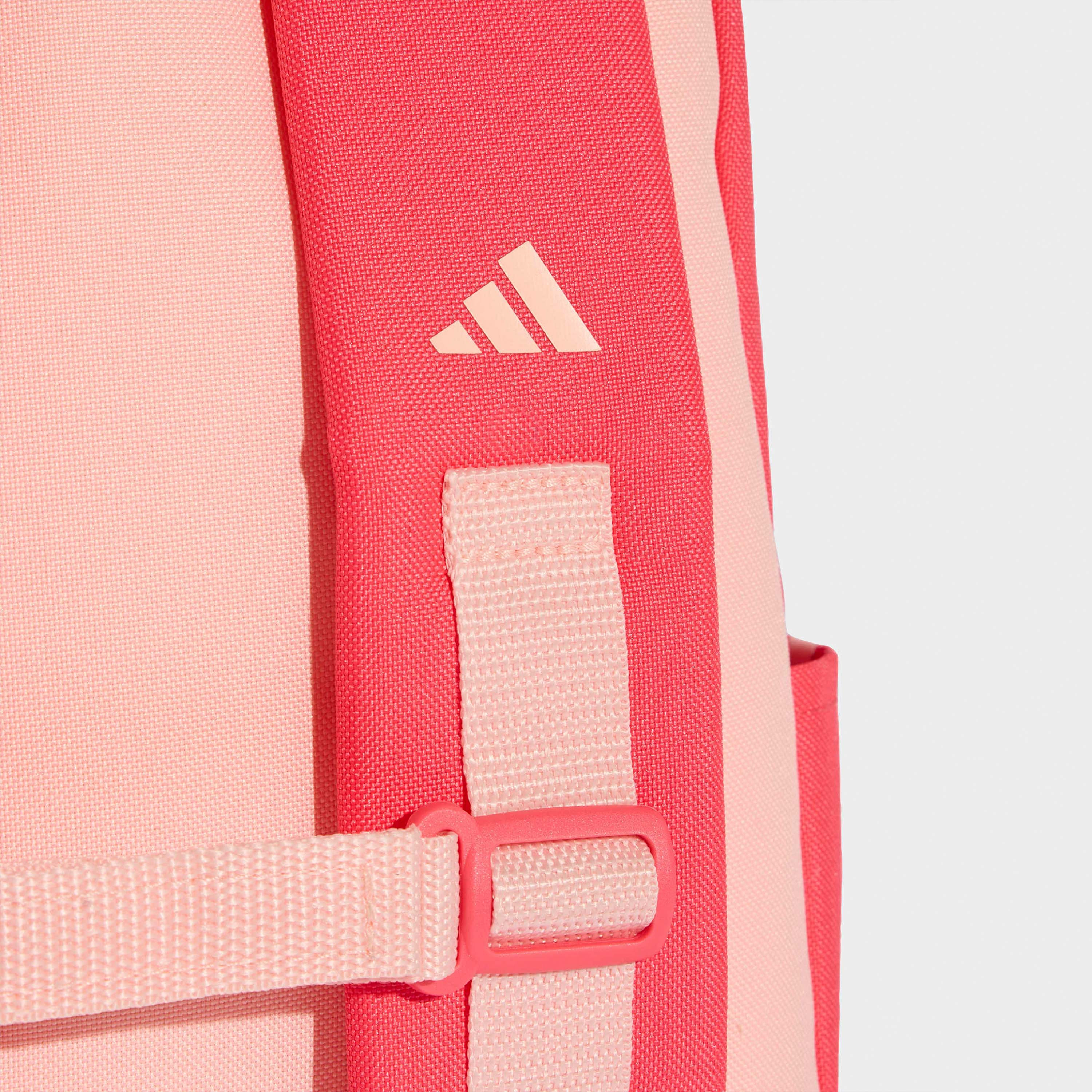 شنطة ظهر بجيب أمامي وطبعات الشعار للصغار بعمر 8-13 سنة من أديداس - 12 لتر-school-bagsandbackpacks-backpacks-image-3