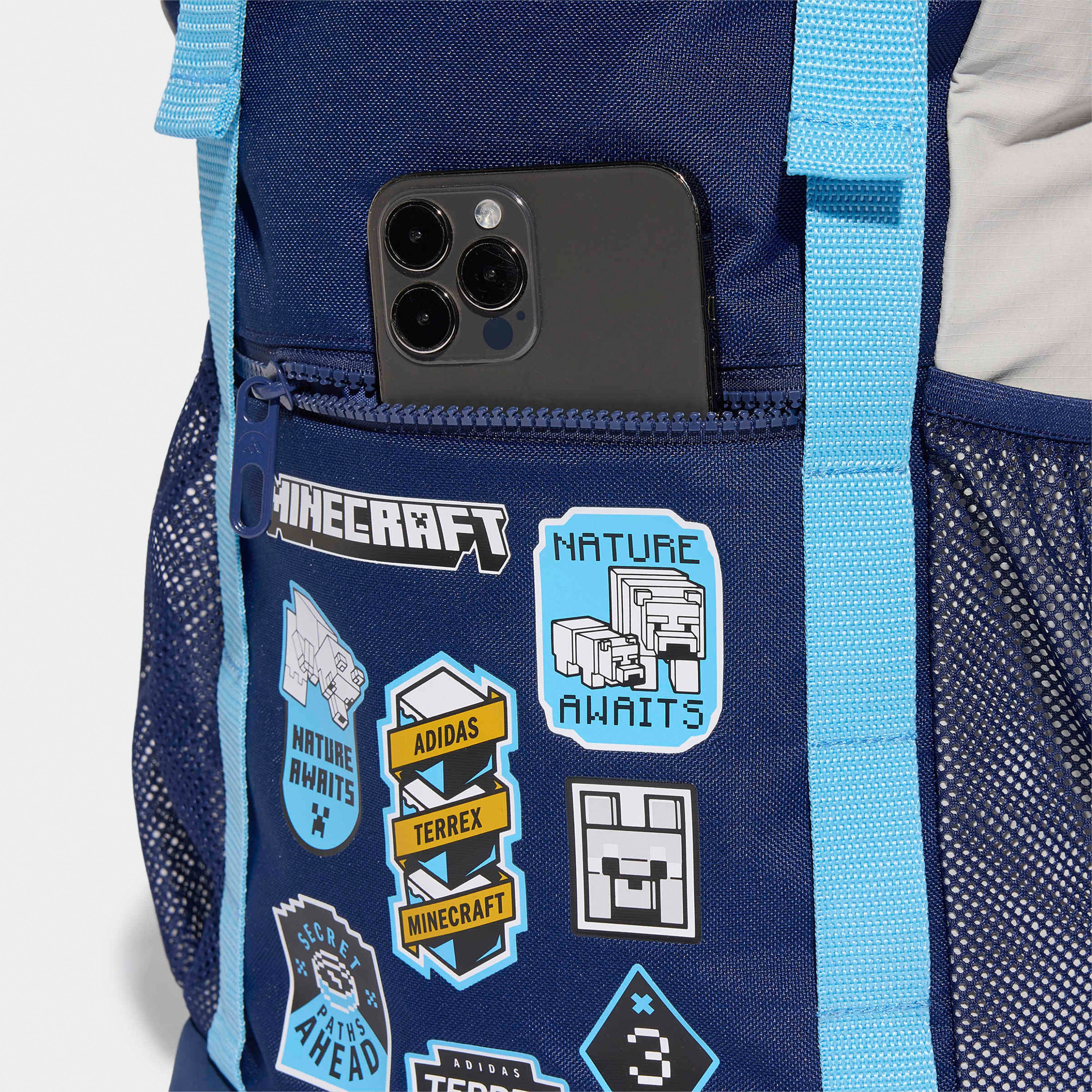 شنطة ظهر بجيب أمامي للصغار بعمر 8-13 سنة من أديداس ماينكرافت - 19 لتر-school-bagsandbackpacks-backpacks-image-2