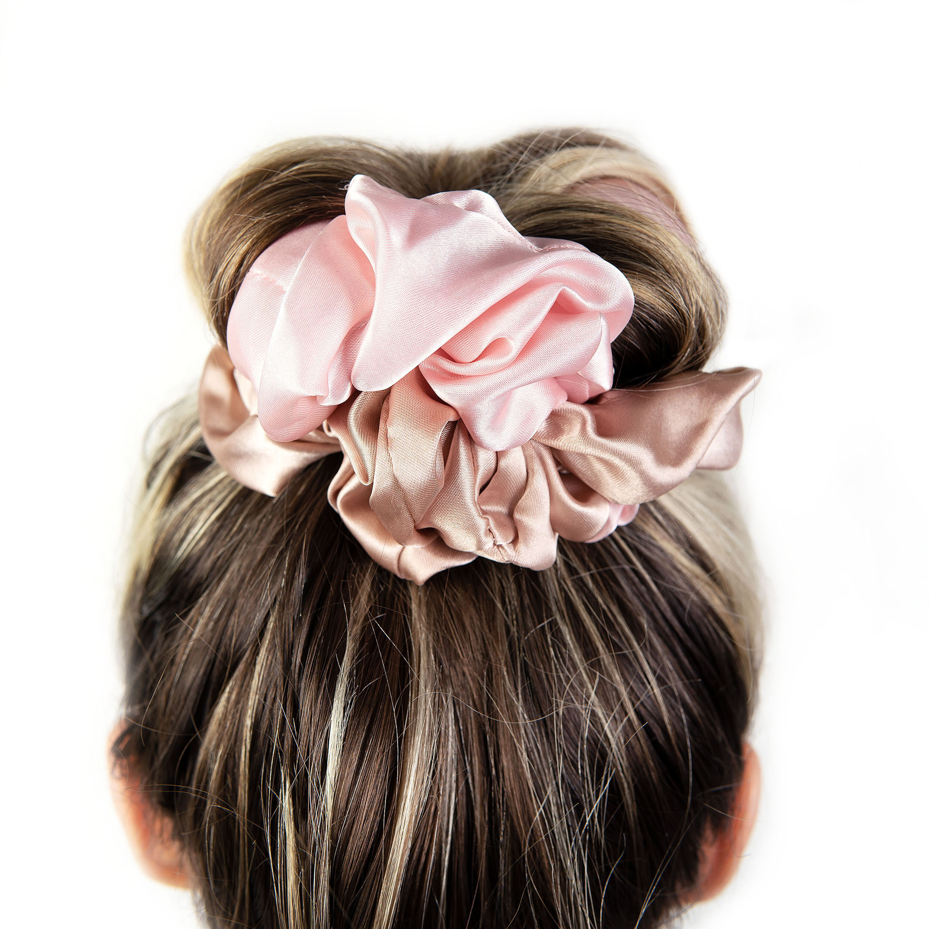Brushworks Heatless Curling Scrunchie 1 Pc-beautyandpersonalcare-skin-treatments-image-2