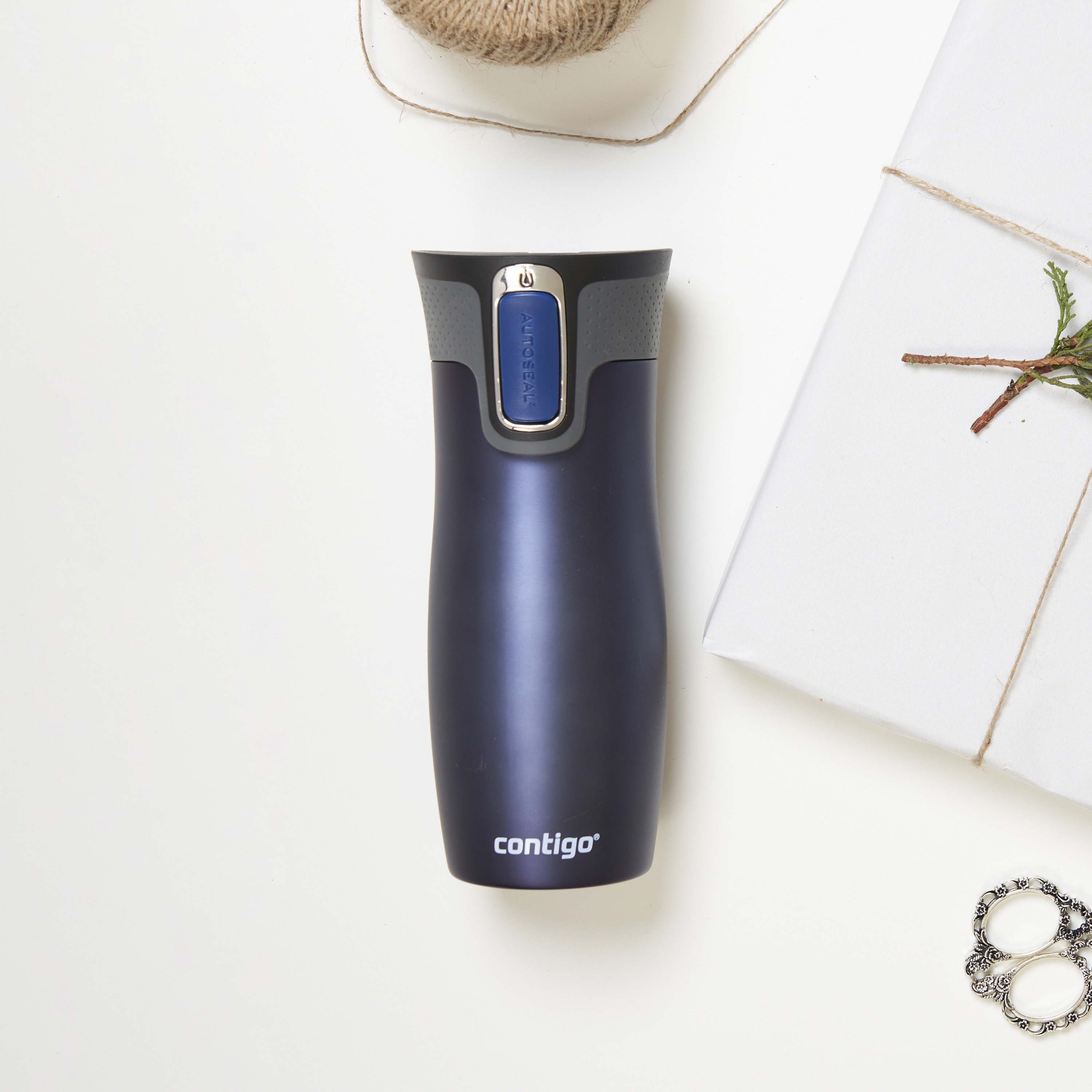 Contigo Plain Stainless Steel Travel Mug with Autoseal Spout and Leak Resistant Design - 470 ml-school-waterbottles-image-4