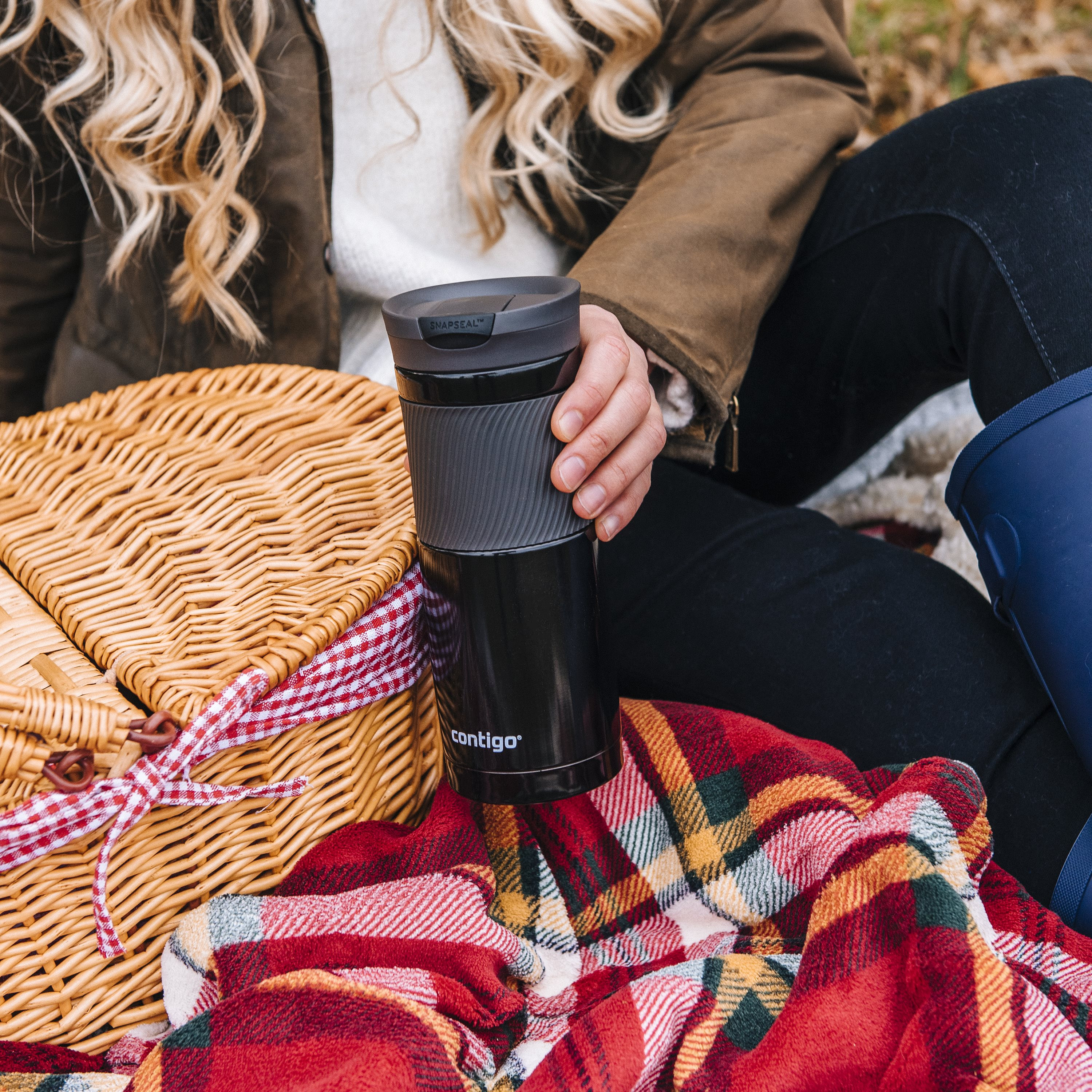 Contigo Plain Stainless Steel Travel Mug with Snap Spout and Leak Resistant Design - 590 ml-school-waterbottles-image-7